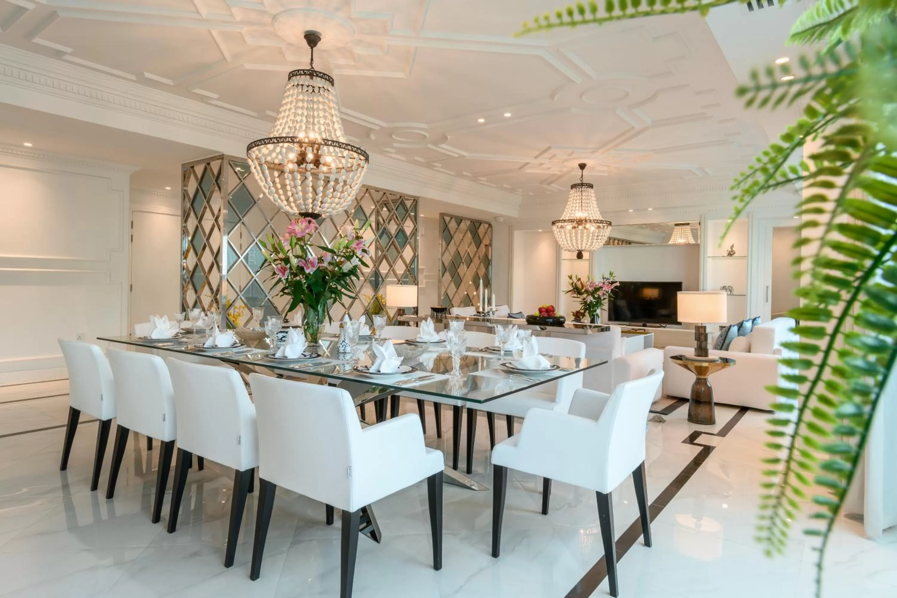 Dining area in Centara West Bay Hotel & Residences Doha