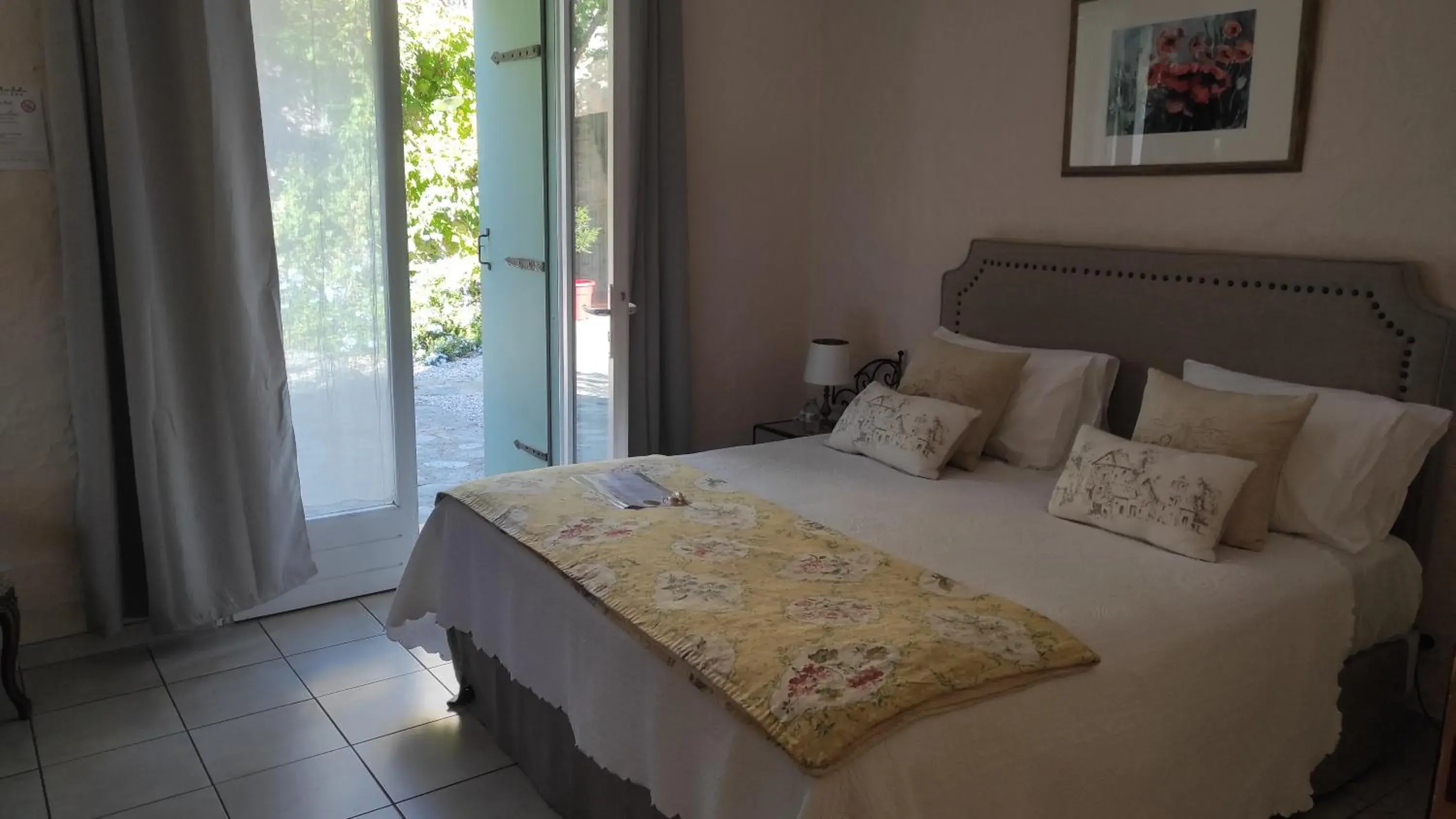 Comfort Room in Hotel Le Mas Trilles Comfort Room in Hotel Le Mas Trilles