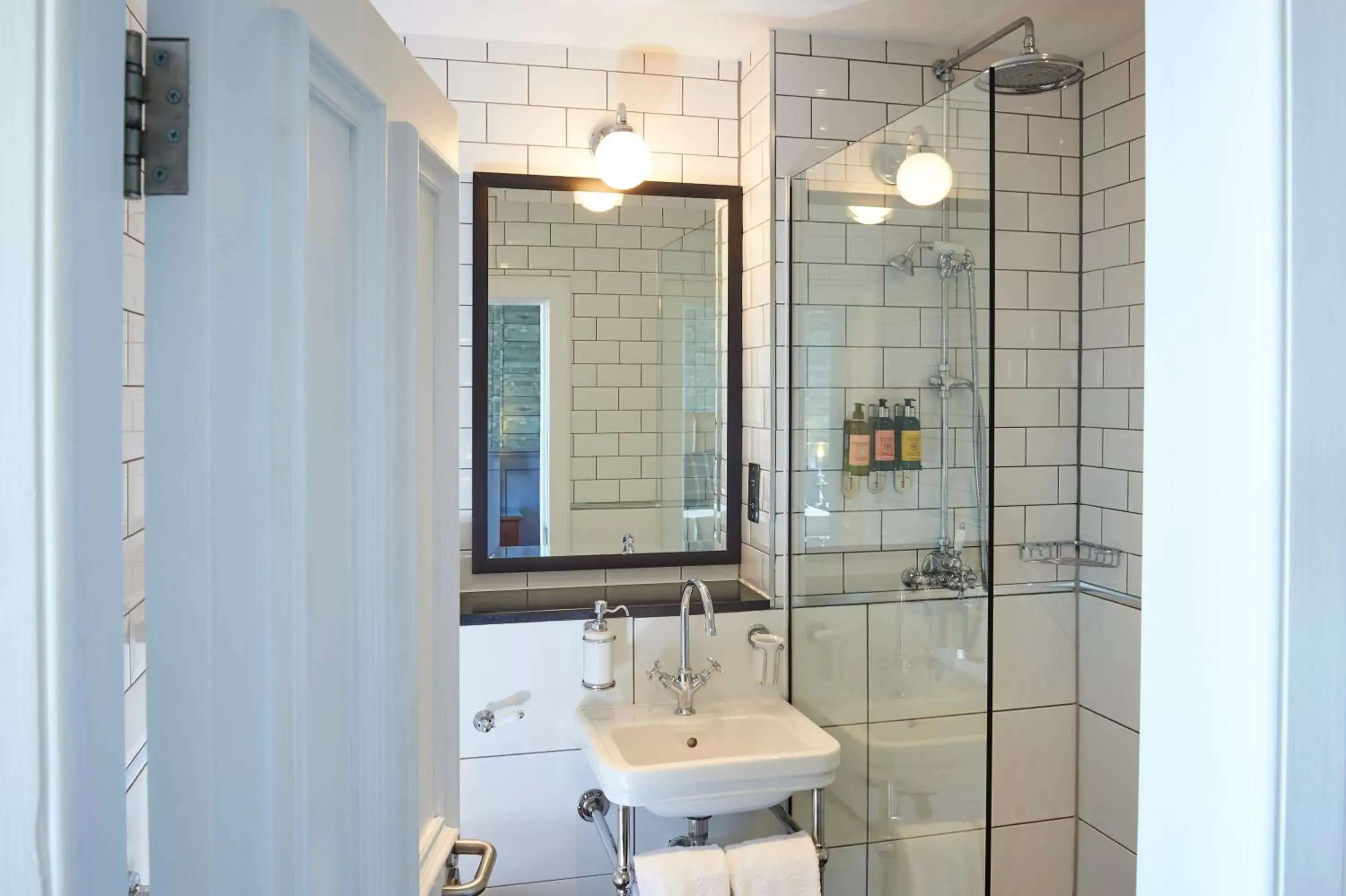 Shower, Bathroom in Hotel Du Vin, St Andrews