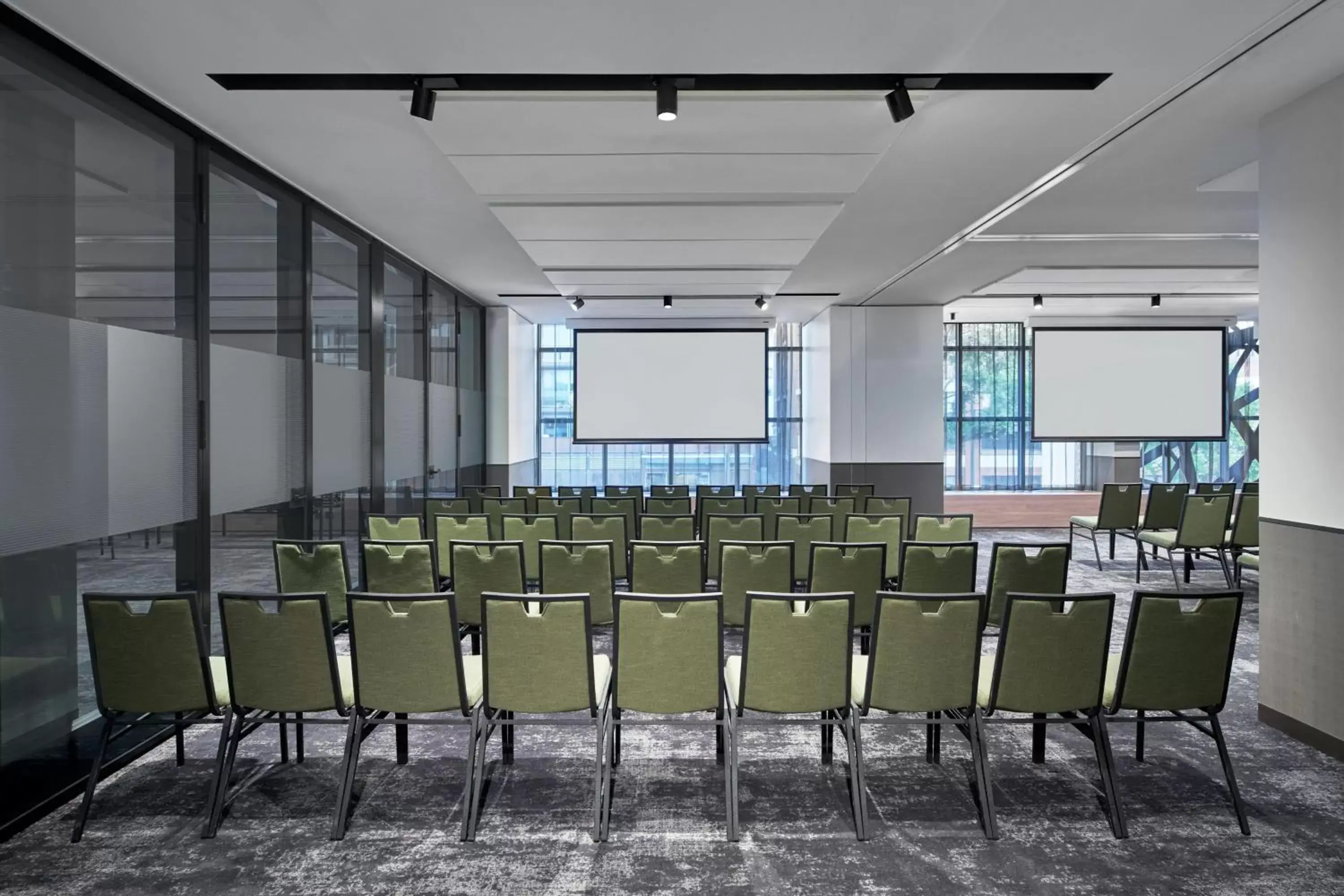 Meeting/conference room in Courtyard by Marriott Melbourne Flagstaff Gardens