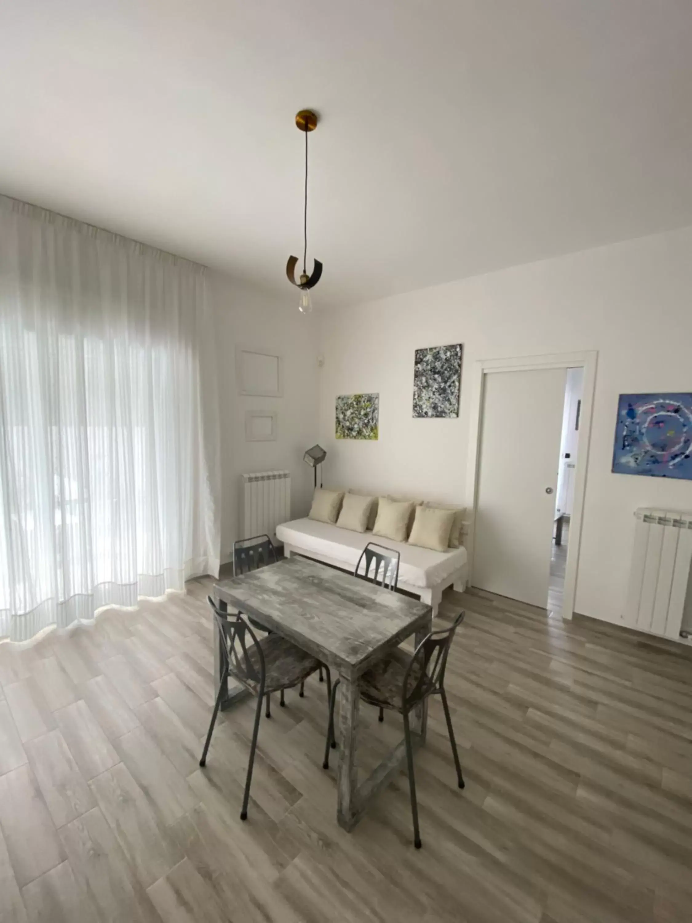 Living room, Dining Area in La casa di Nina