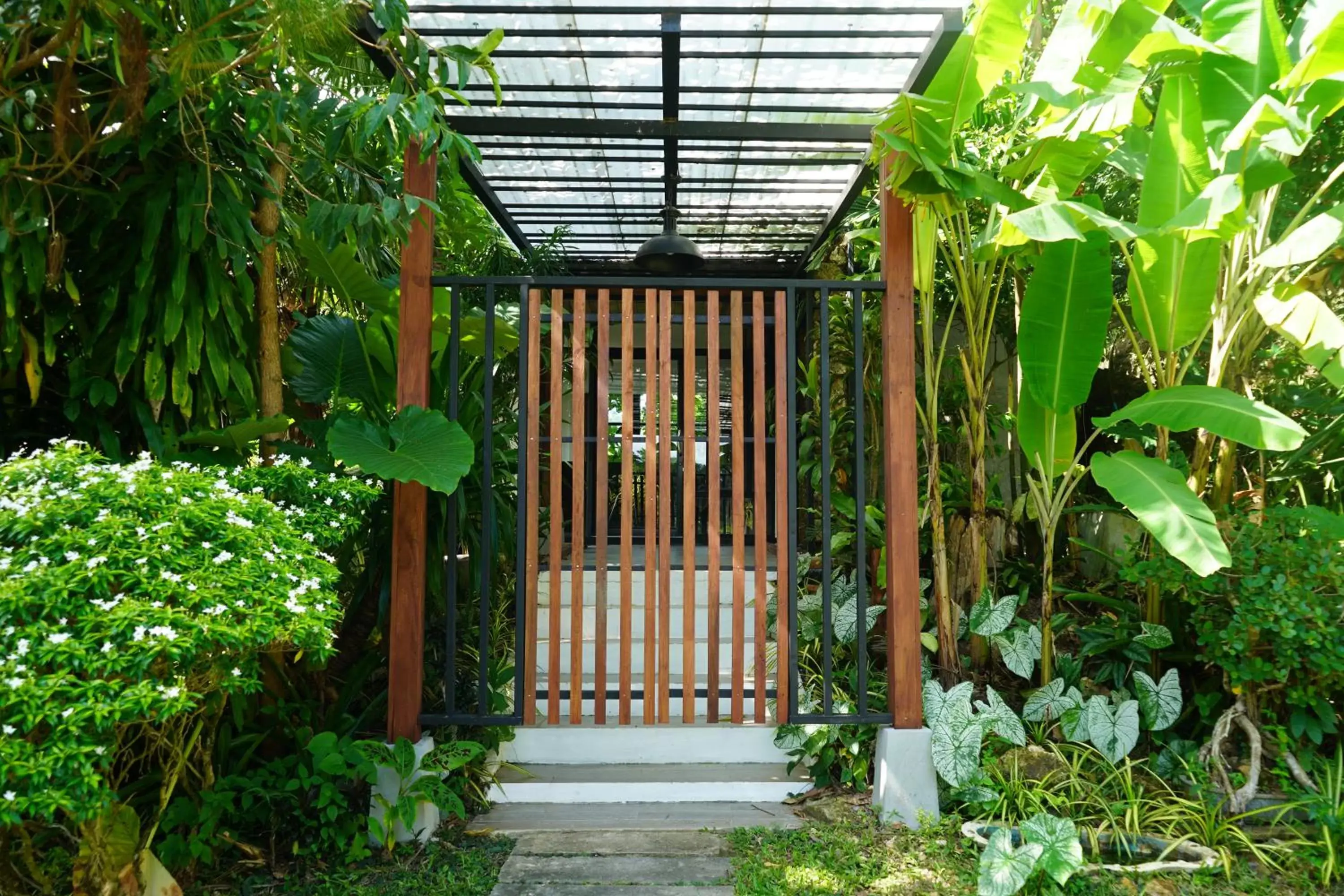 Property building in Kachonghills Tented Resort Trang Property building in Kachonghills Tented Resort Trang