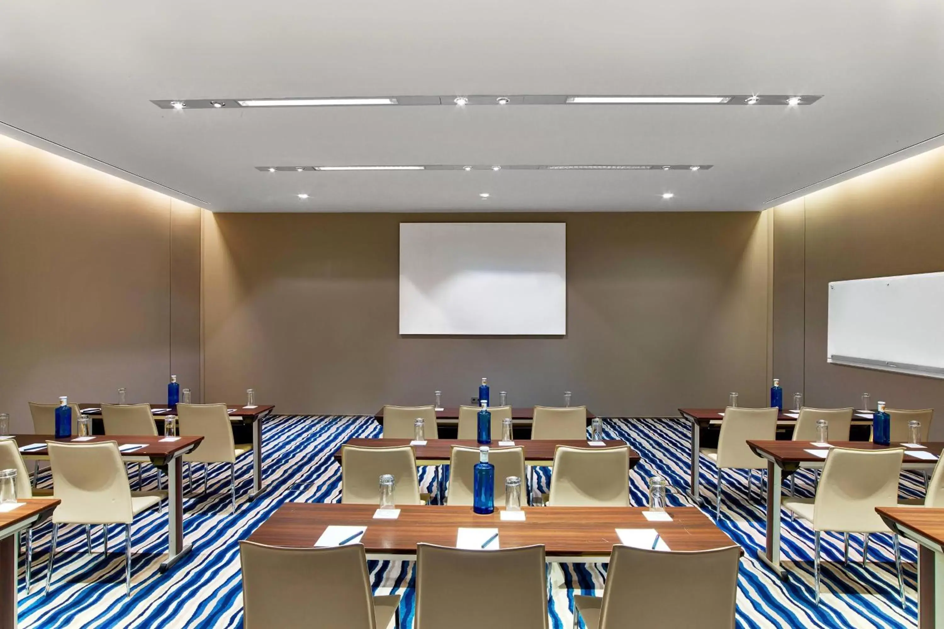 Meeting/conference room in W Barcelona
