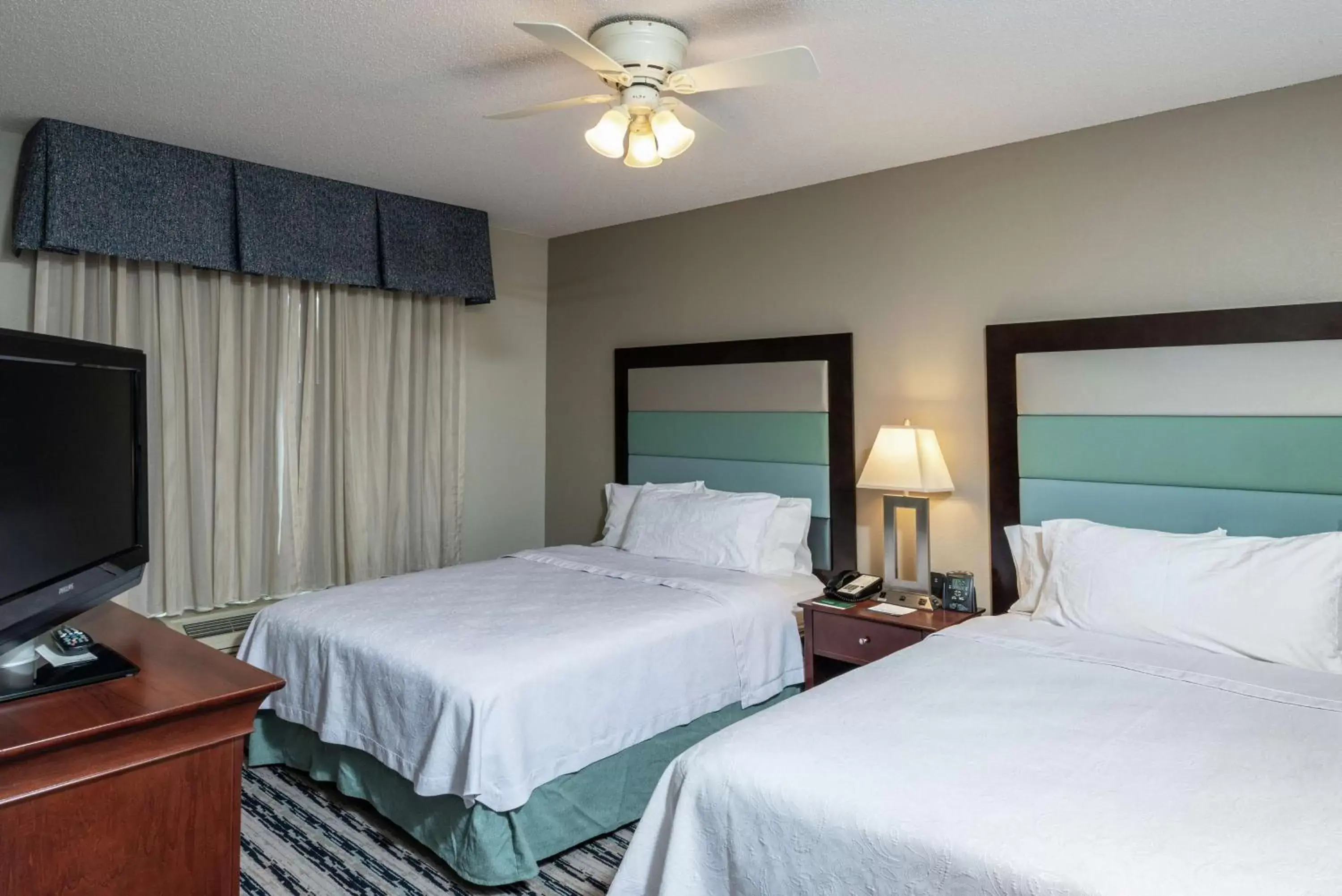 Bedroom, Bed in Homewood Suites by Hilton Portland