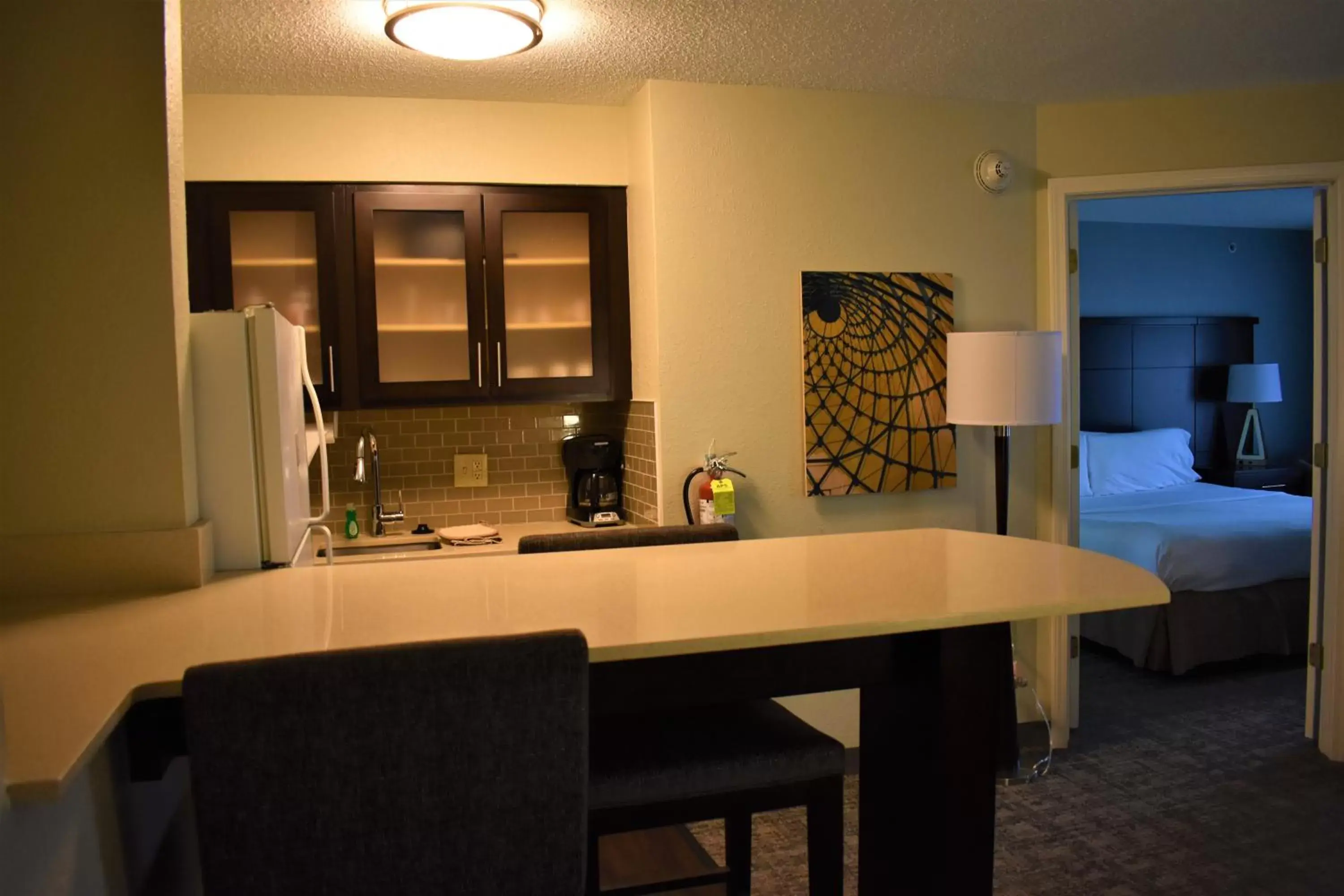 Kitchen or kitchenette, Kitchen/Kitchenette in Staybridge Suites Cranbury - South Brunswick, an IHG Hotel