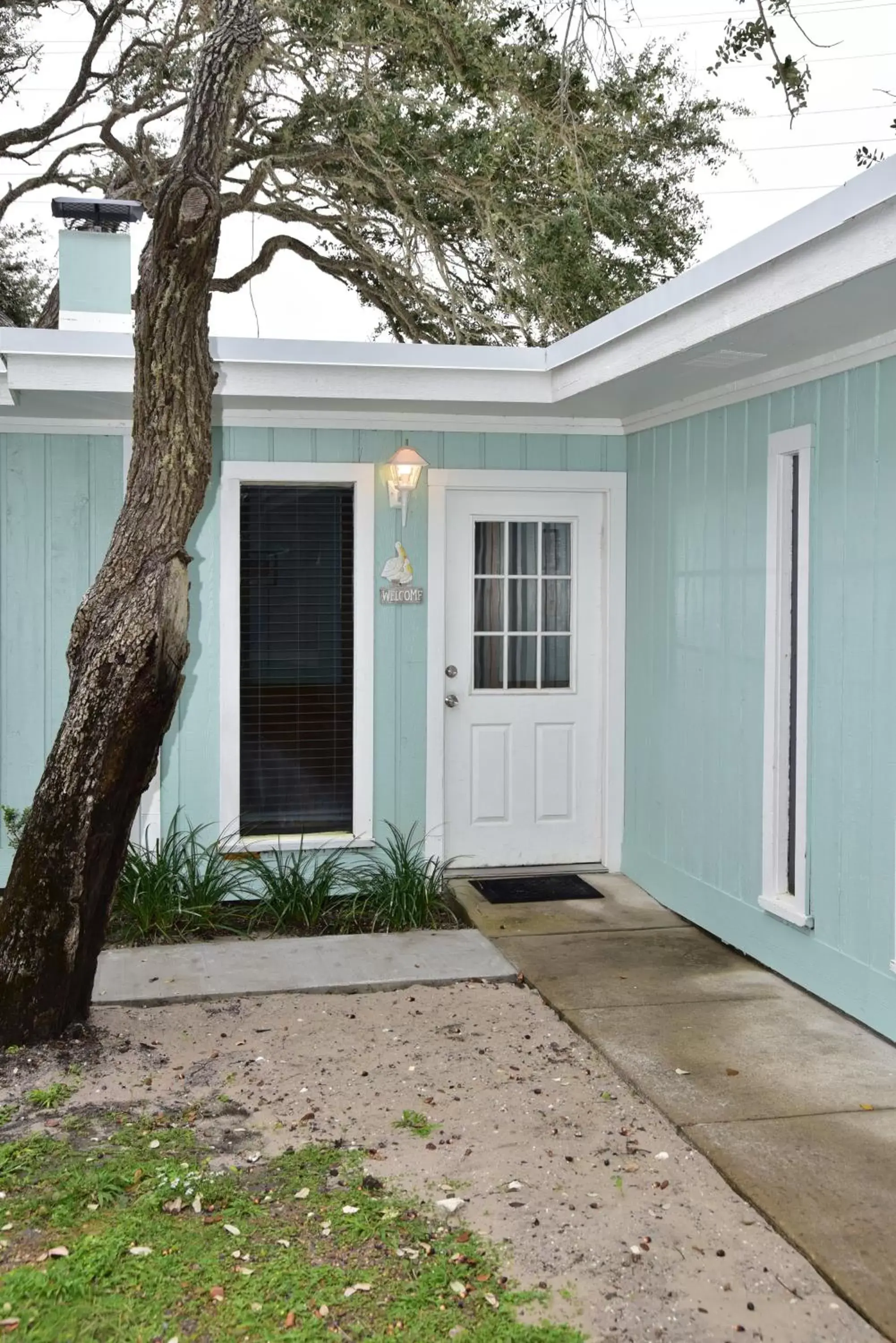 Facade/entrance, Property Building in D&R Pelican Bay Resort