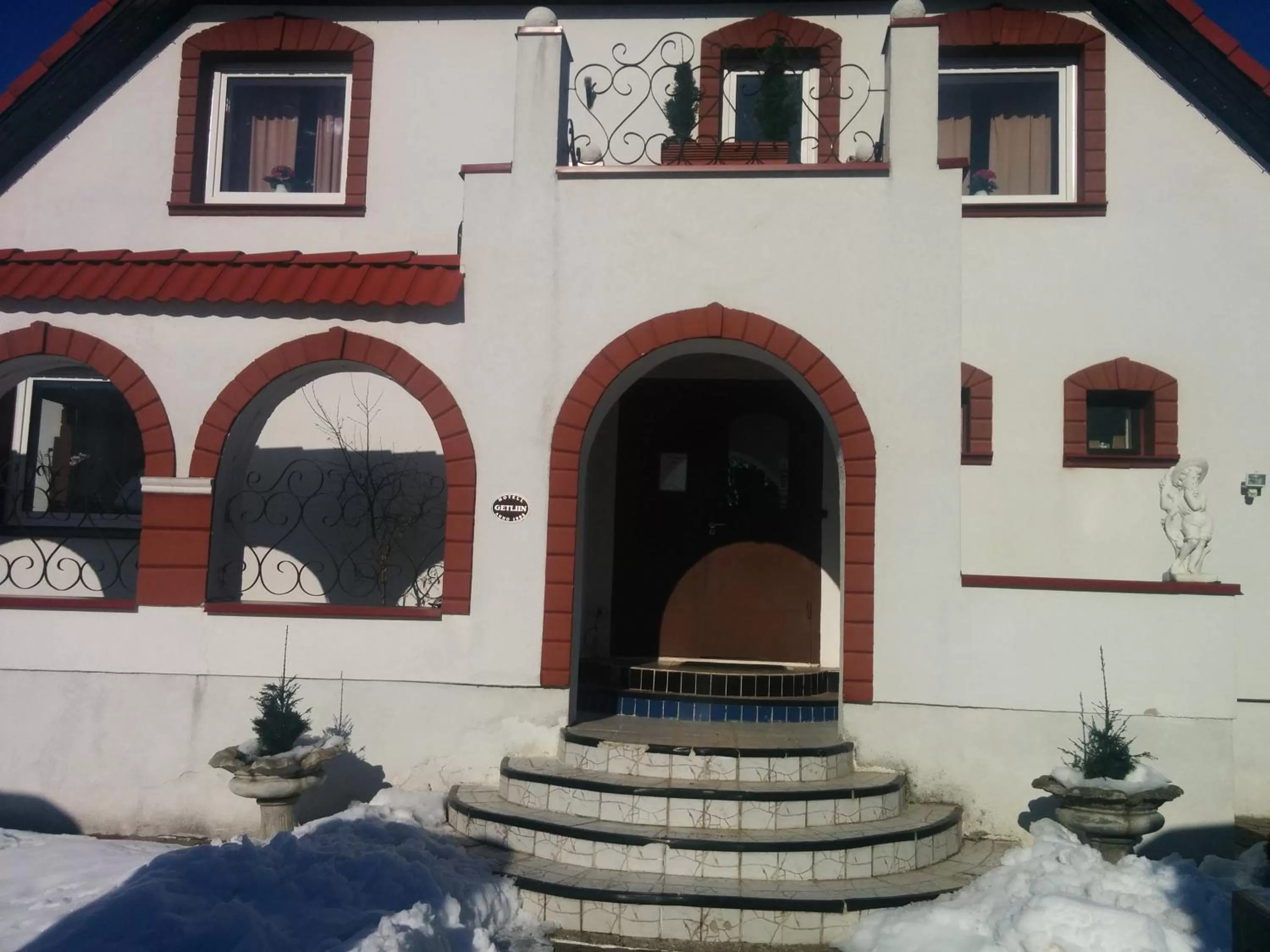 Facade/entrance in Hotel Getliin