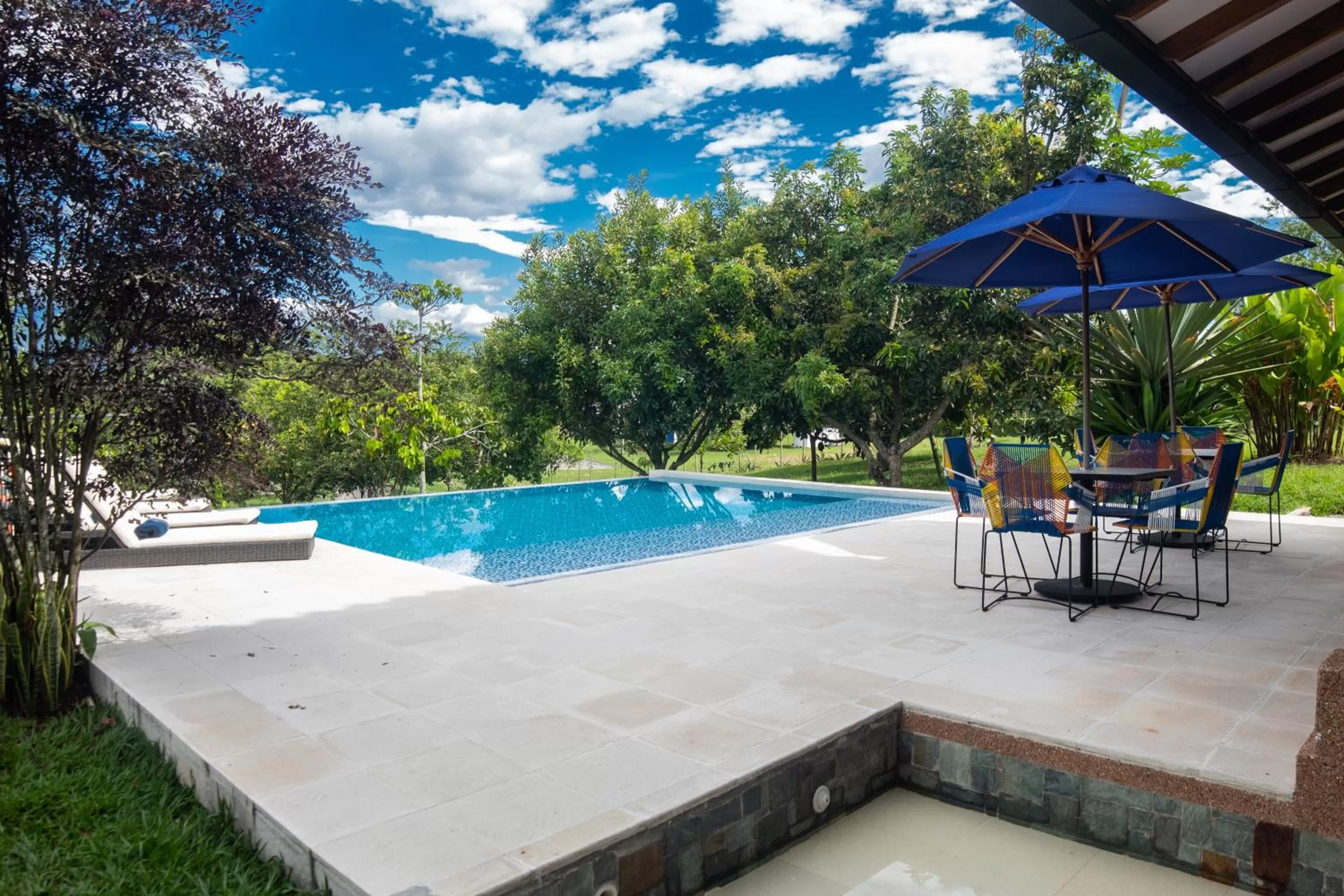 Swimming pool in La Herencia Hotel