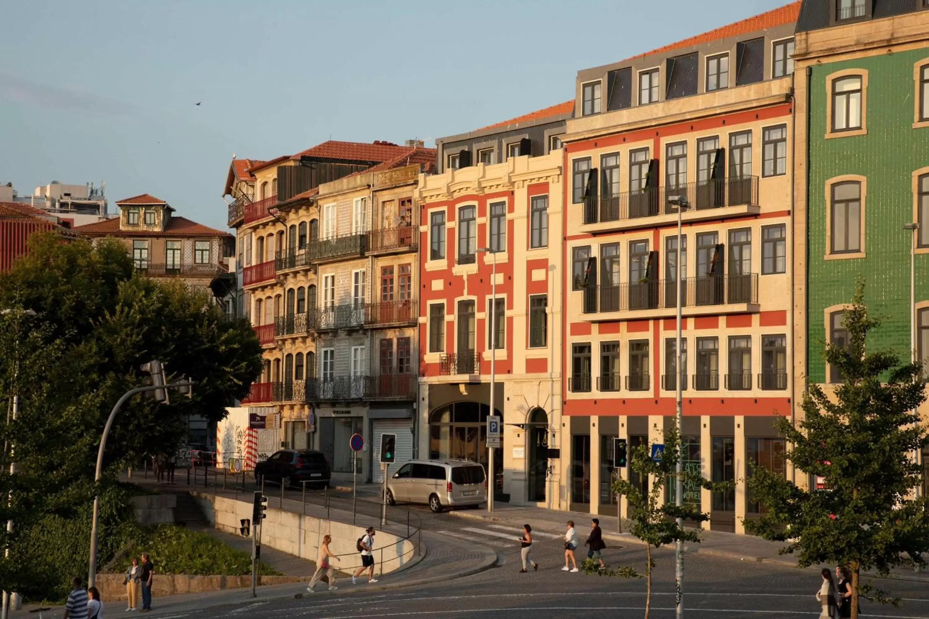 Property Building in Se Catedral Hotel Porto, Tapestry Collection By Hilton