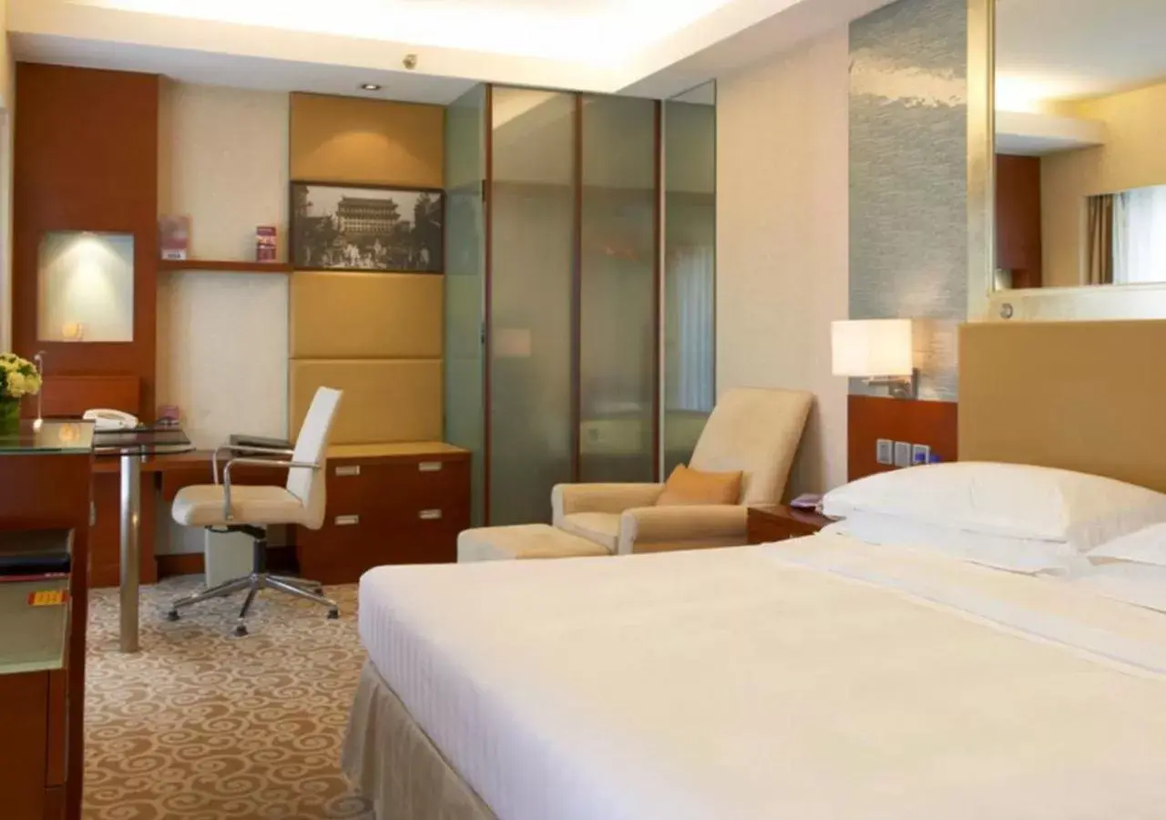 Bed in Guo Ji Yi Yuan Hotel