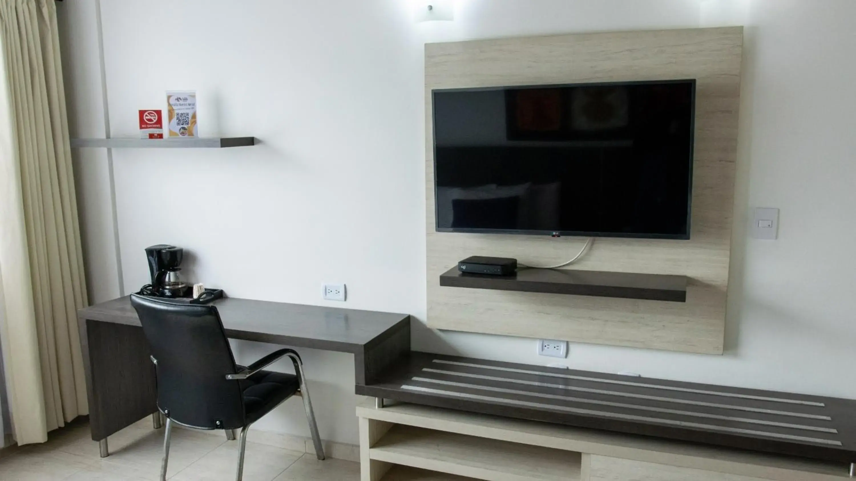 Twin Room in Hotel San Juan Internacional Twin Room in Hotel San Juan Internacional