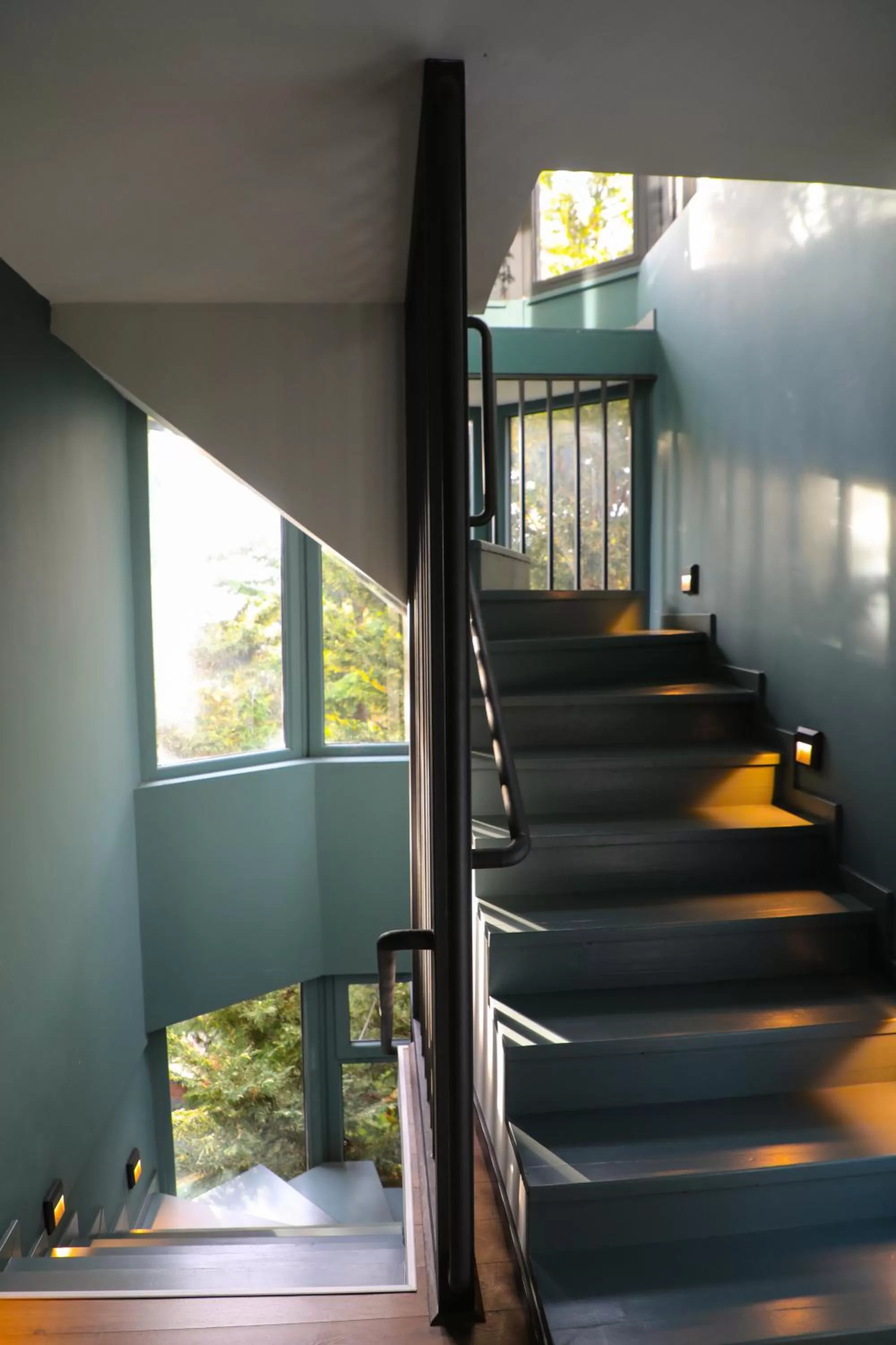 Property building in Dim's Hotel & Restaurant