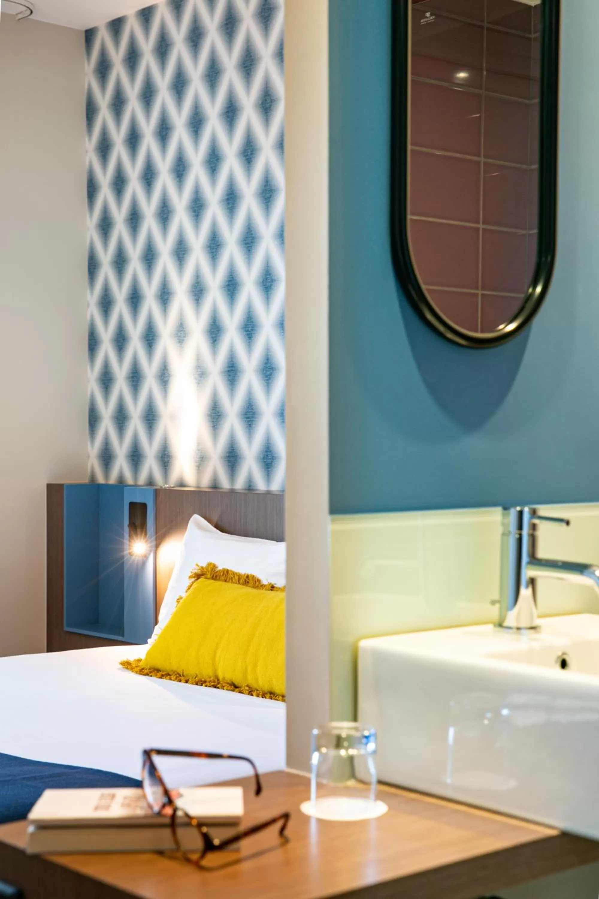 Decorative detail, Bed in Hotel Restaurant Saint James, Montaigu-Vendée The Originals Boutique