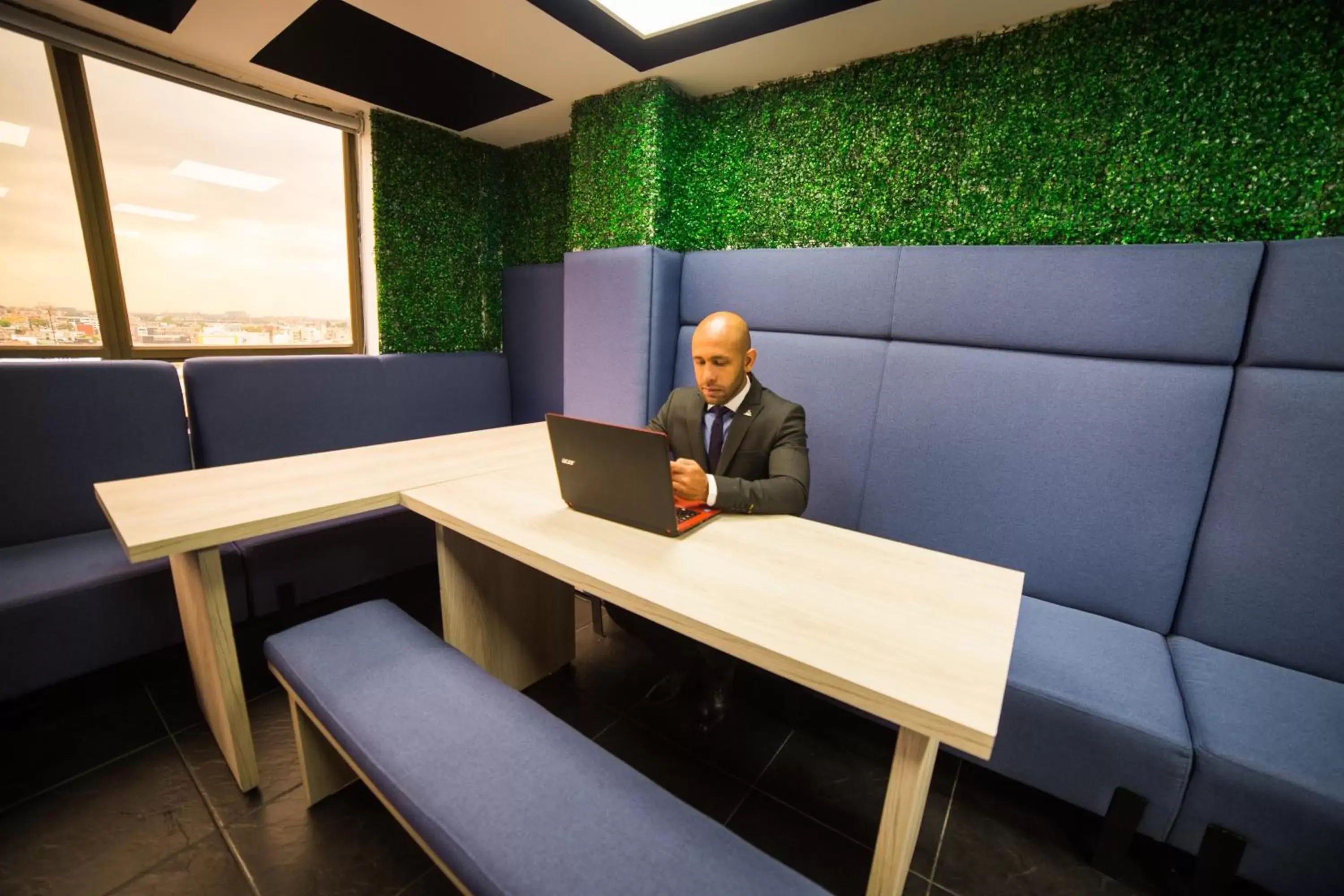 Meeting/conference room in Hotel Express 53