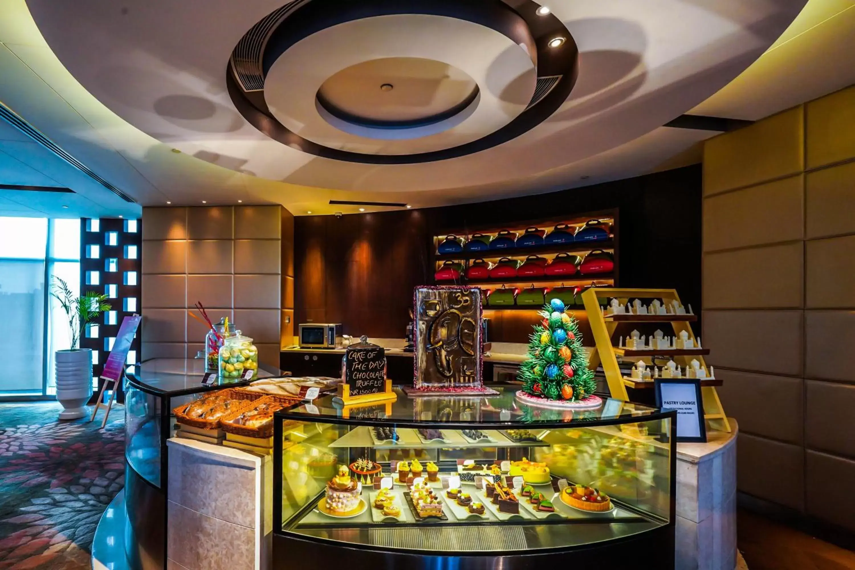 Restaurant/places to eat in Crowne Plaza Greater Noida, an IHG Hotel