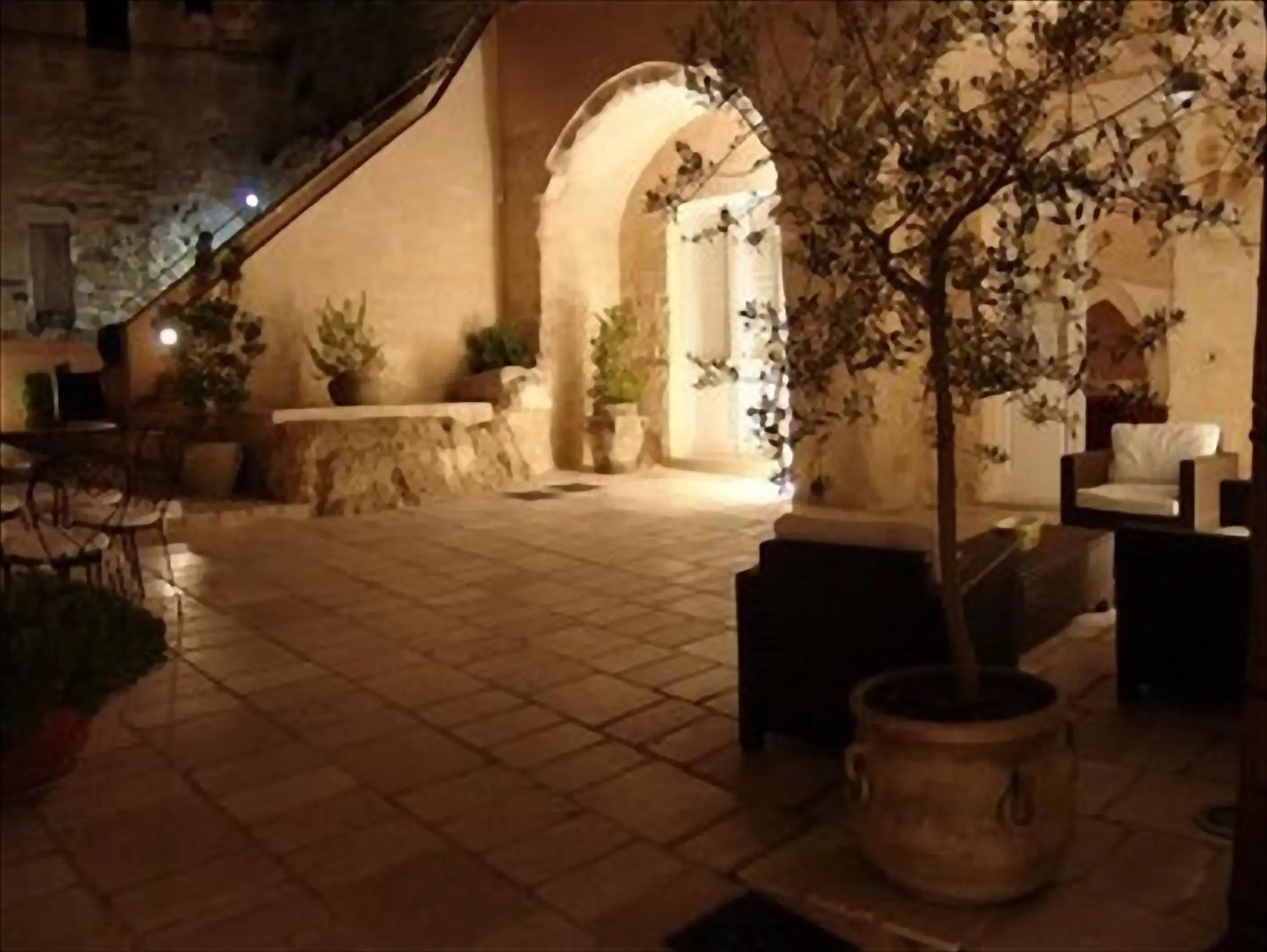 Patio in Caveoso Hotel