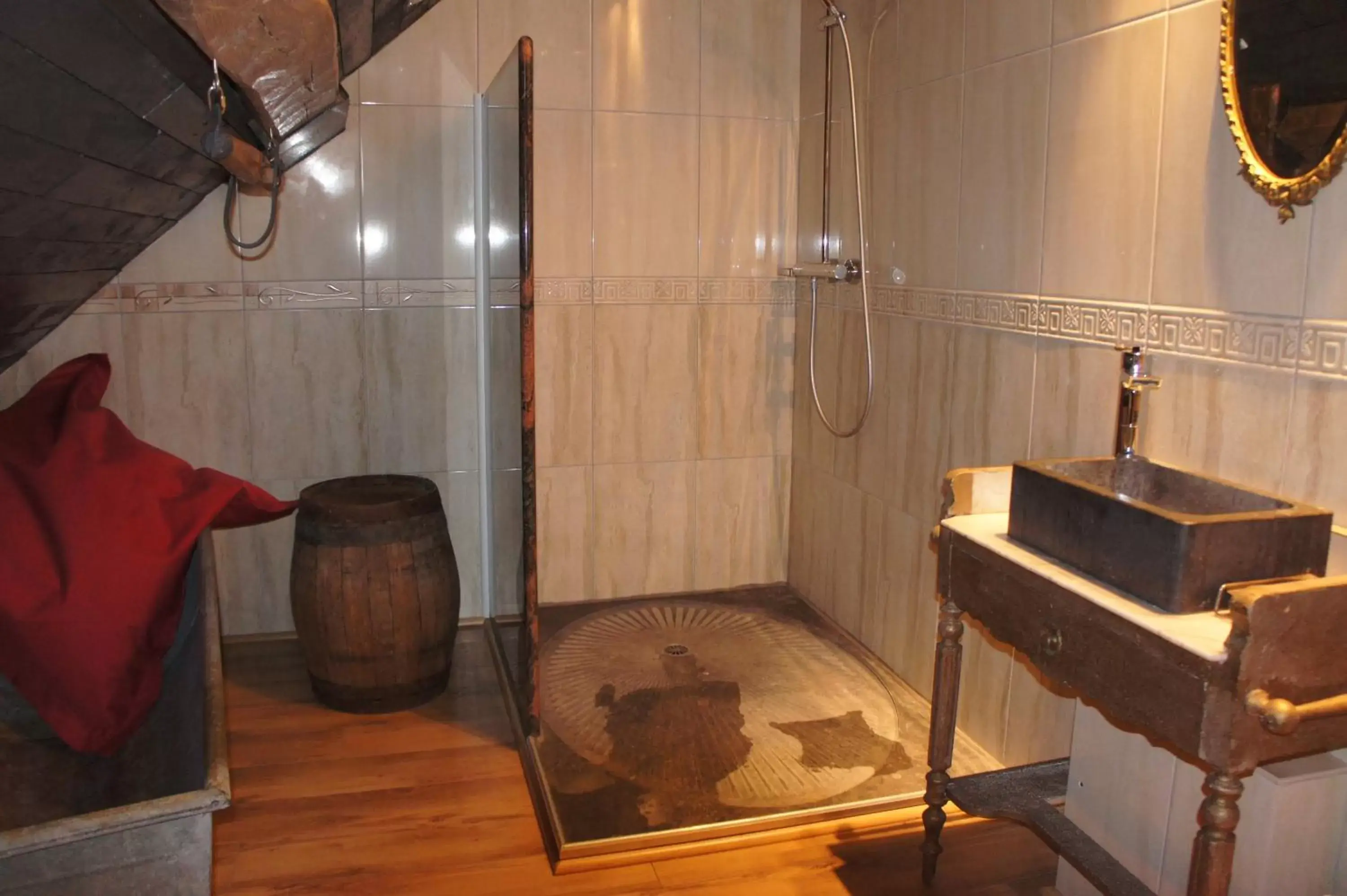 Shower, Bathroom in Aux Logis de la Solre