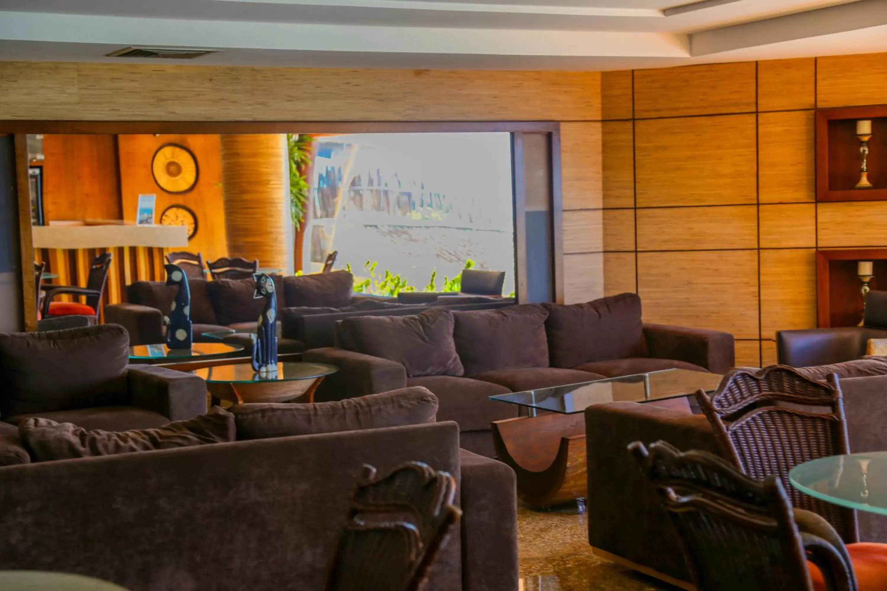 Lounge or bar in Rifoles Praia Hotel e Resort Lounge or bar in Rifoles Praia Hotel e Resort