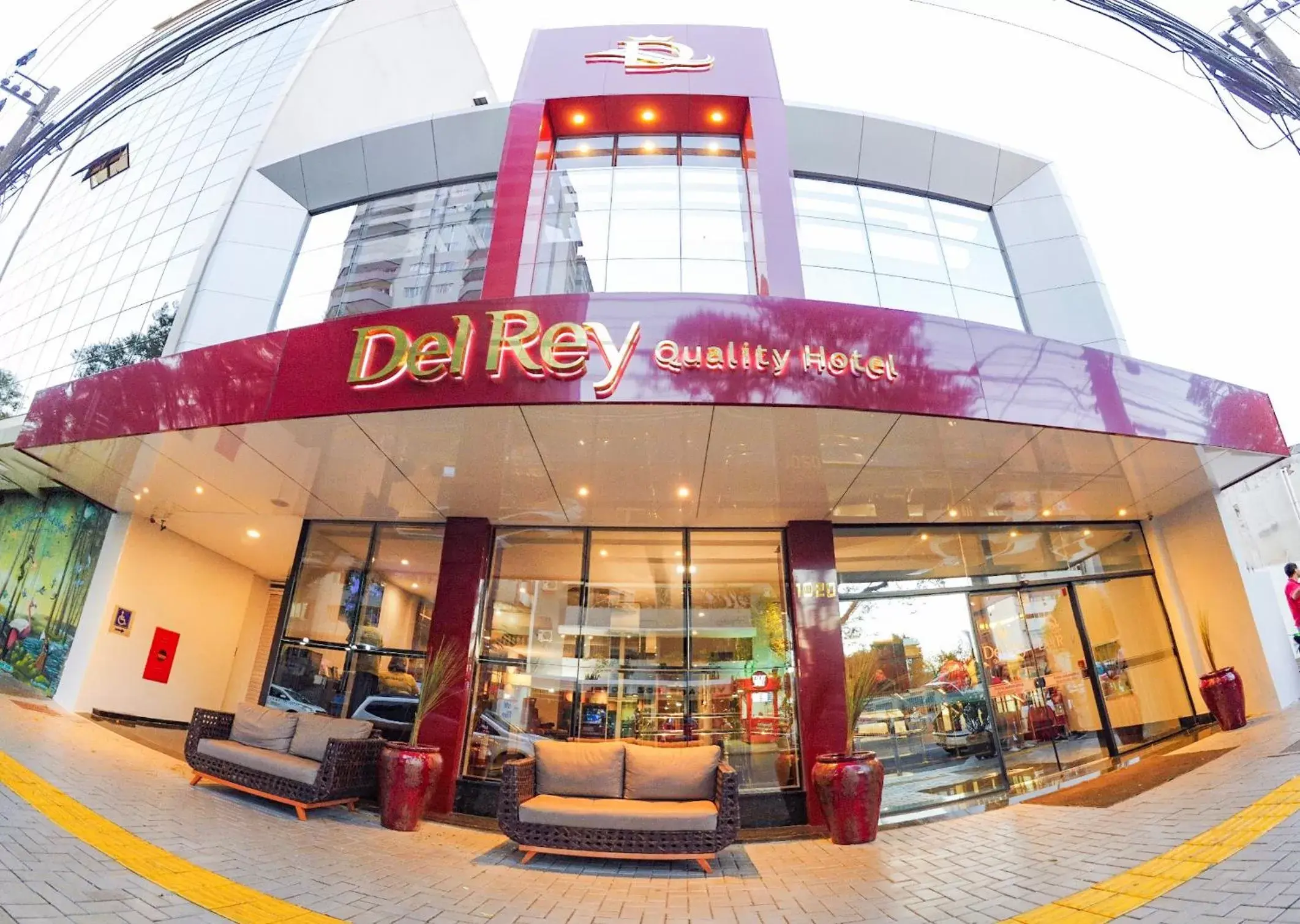 Facade/entrance in Del Rey Quality Hotel