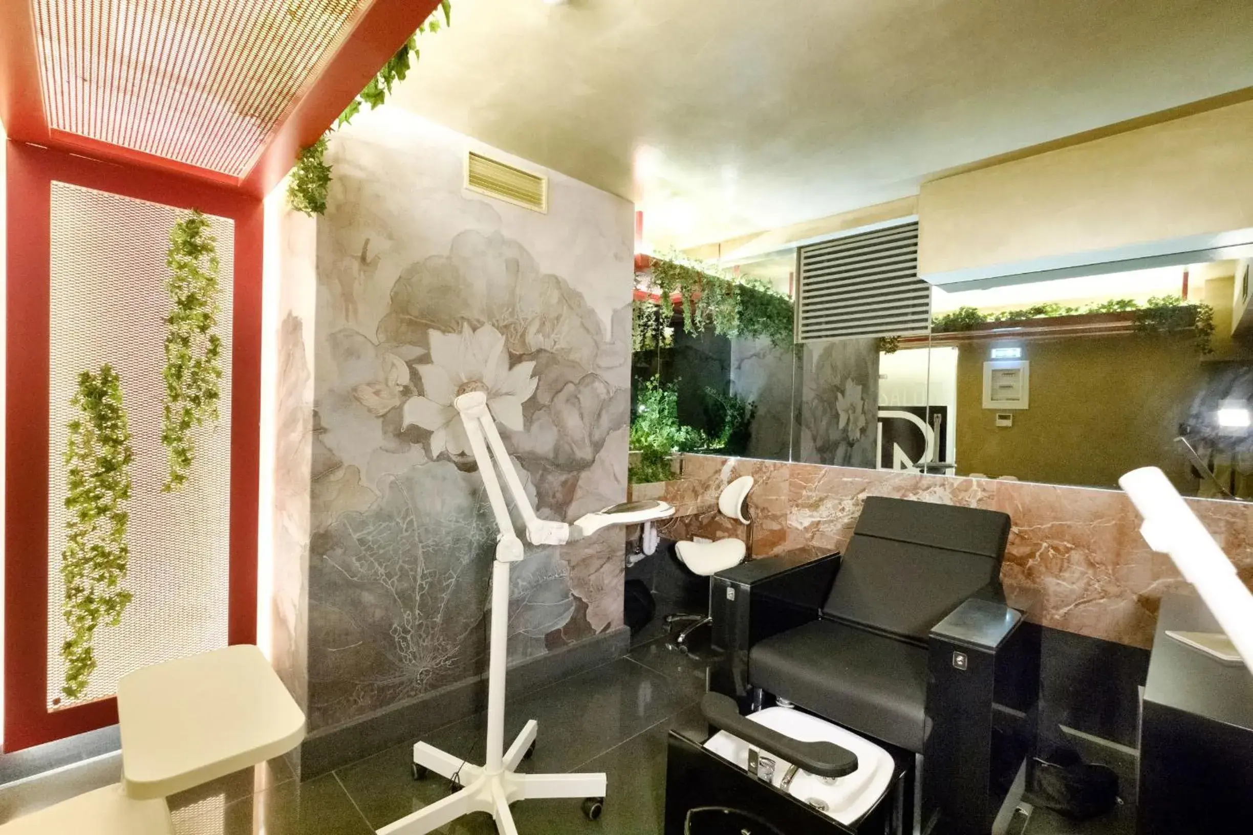 Spa and wellness centre/facilities, Bathroom in Garden City Resort
