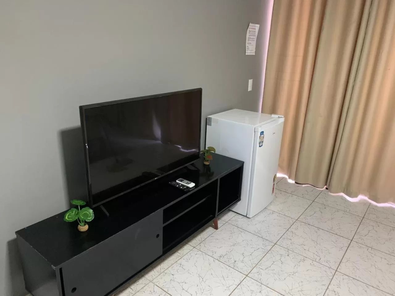 TV/Entertainment Center in Santa Helena Pousada