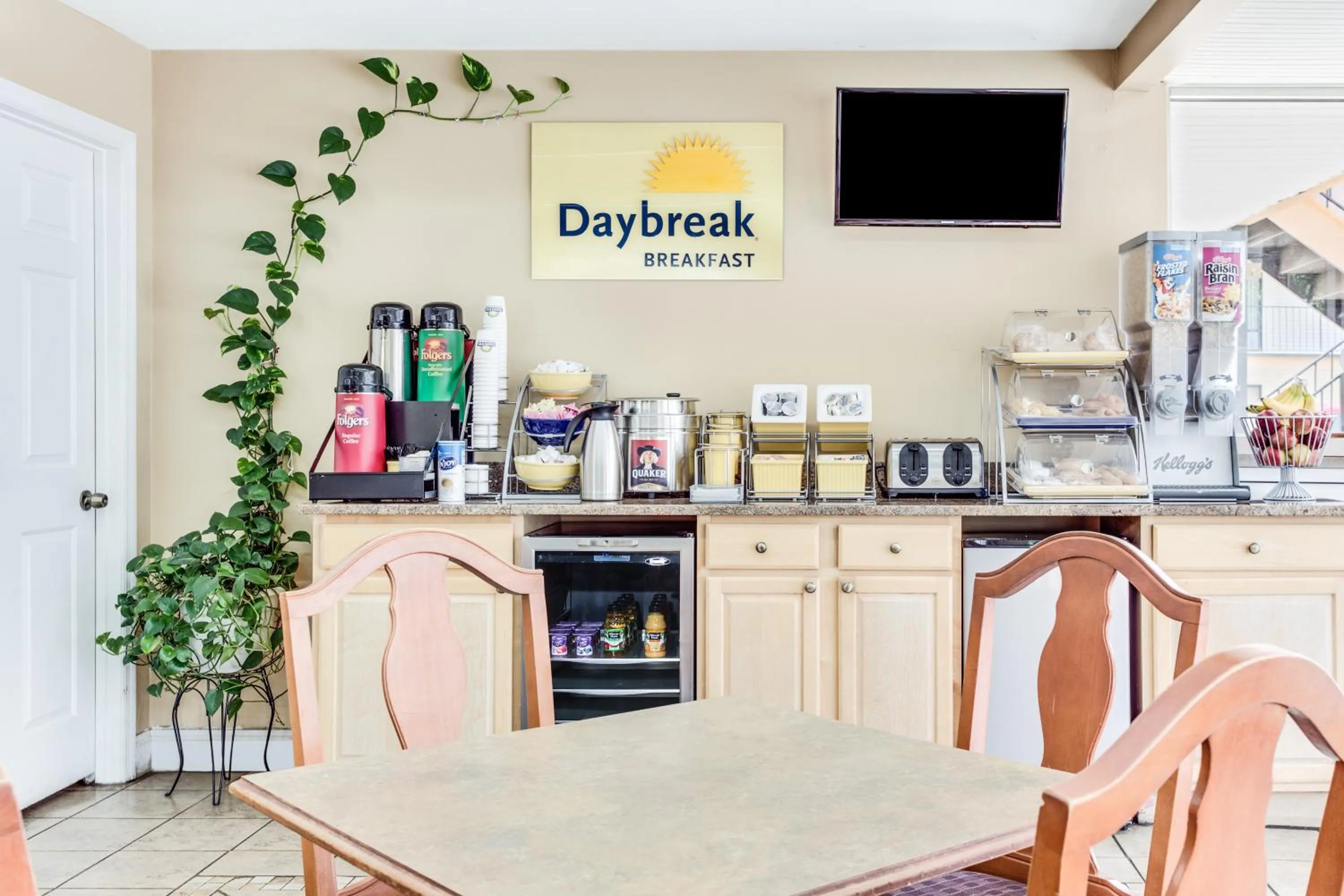 Continental breakfast in Days Inn by Wyndham Downtown Aiken