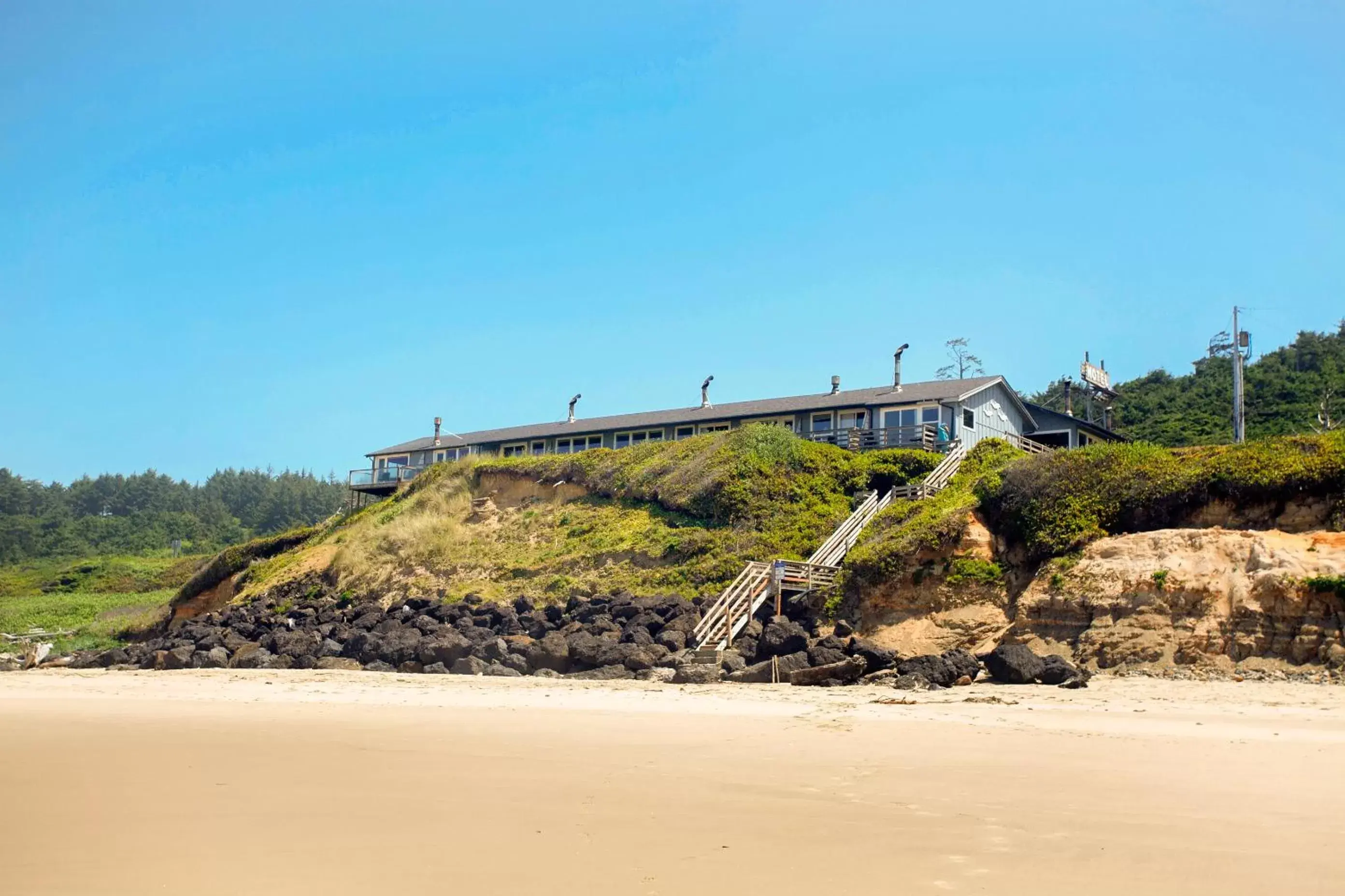 Facade/entrance in Moolack Shores Inn Facade/entrance in Moolack Shores Inn