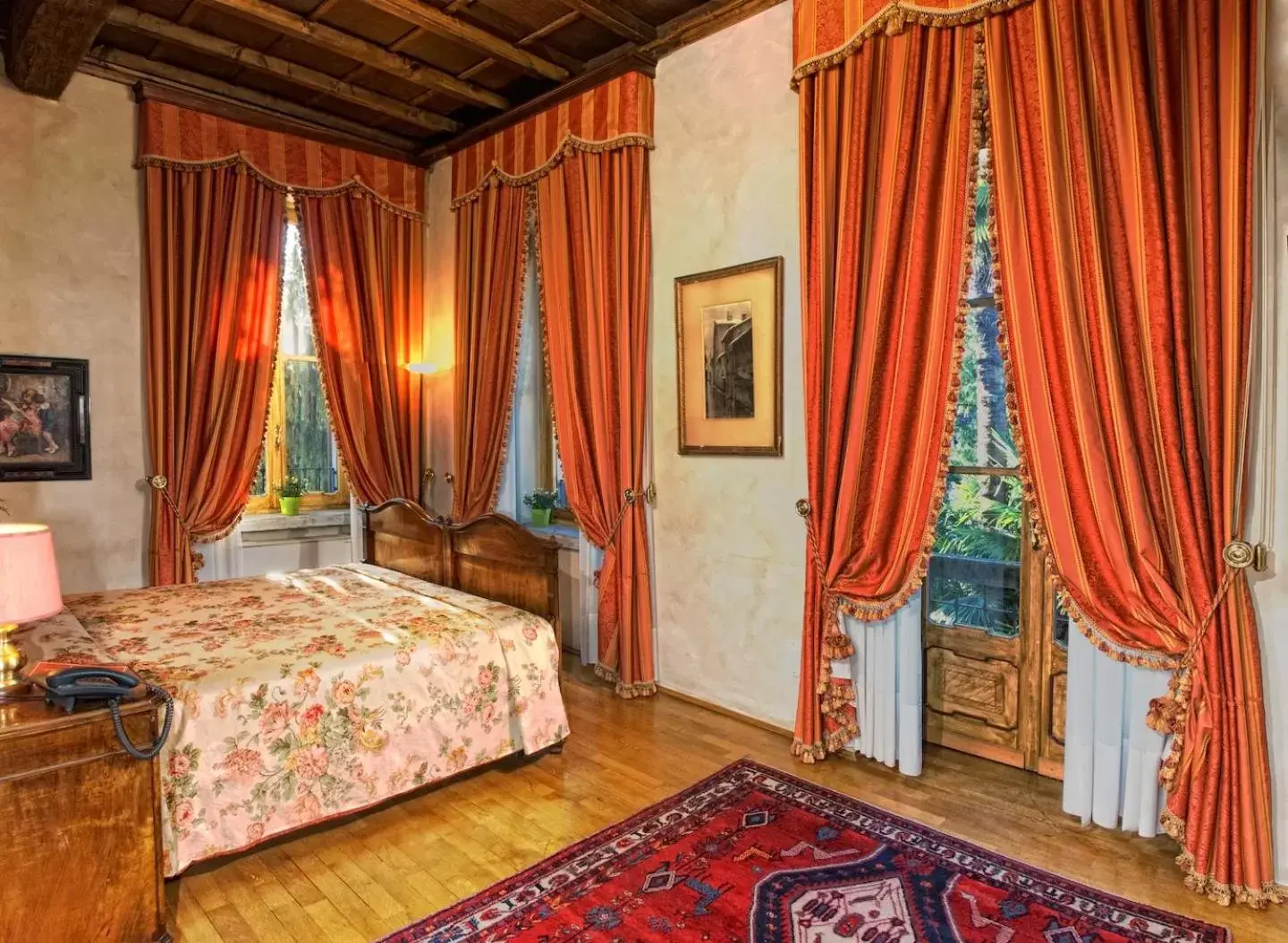 Photo of the whole room, Bed in Hotel Locanda Dei Mai Intees
