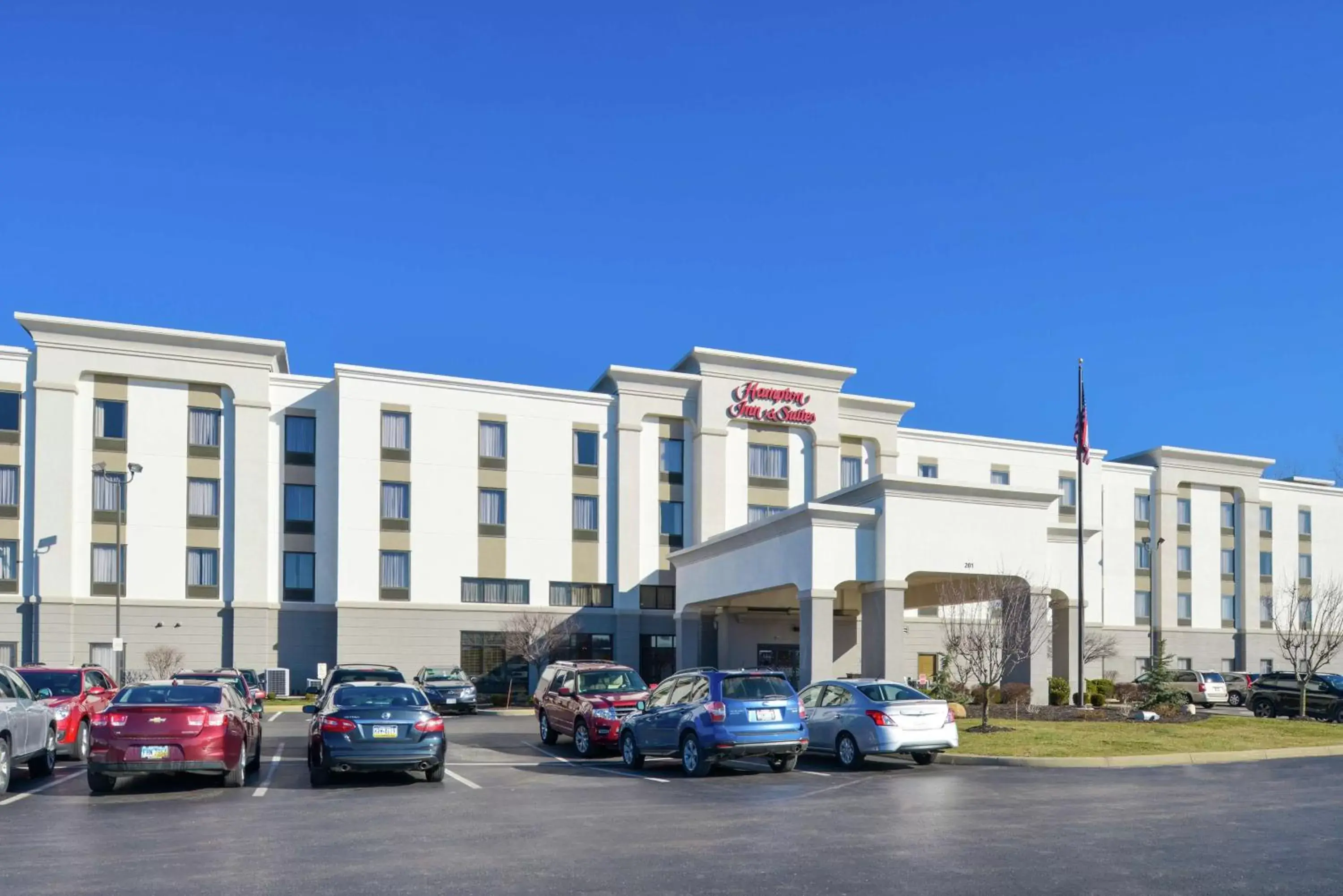 Property building in Hampton Inn & Suites Wilmington Property building in Hampton Inn & Suites Wilmington
