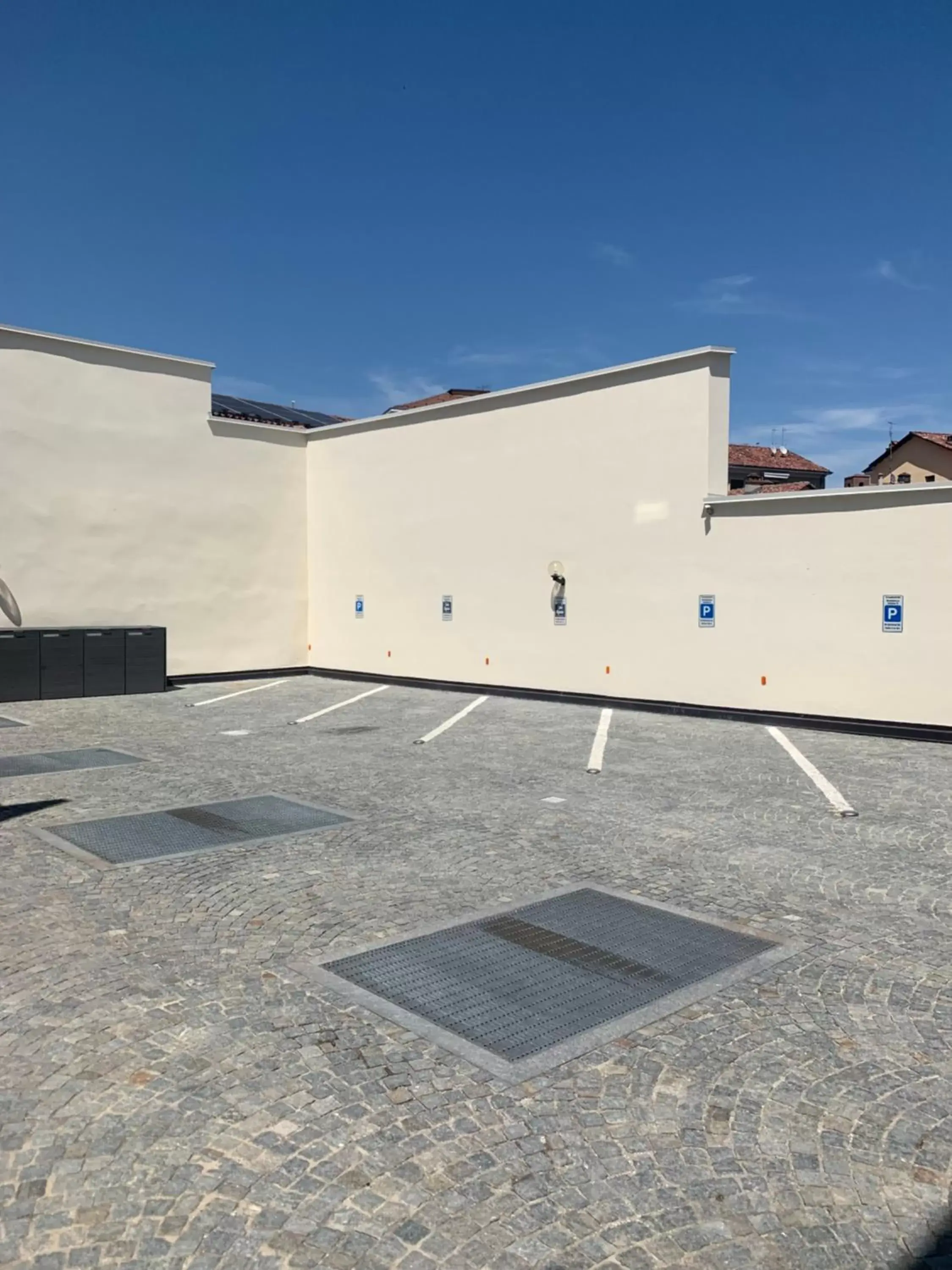 Parking, Property Building in Casa Agnese