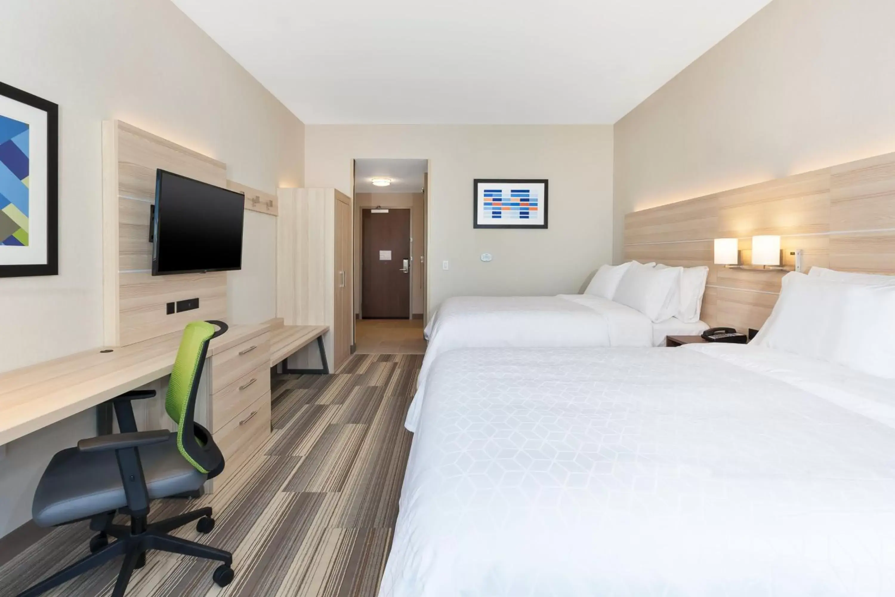 Photo of the whole room in Holiday Inn Express & Suites - Grand Rapids Airport - South, an IHG Hotel