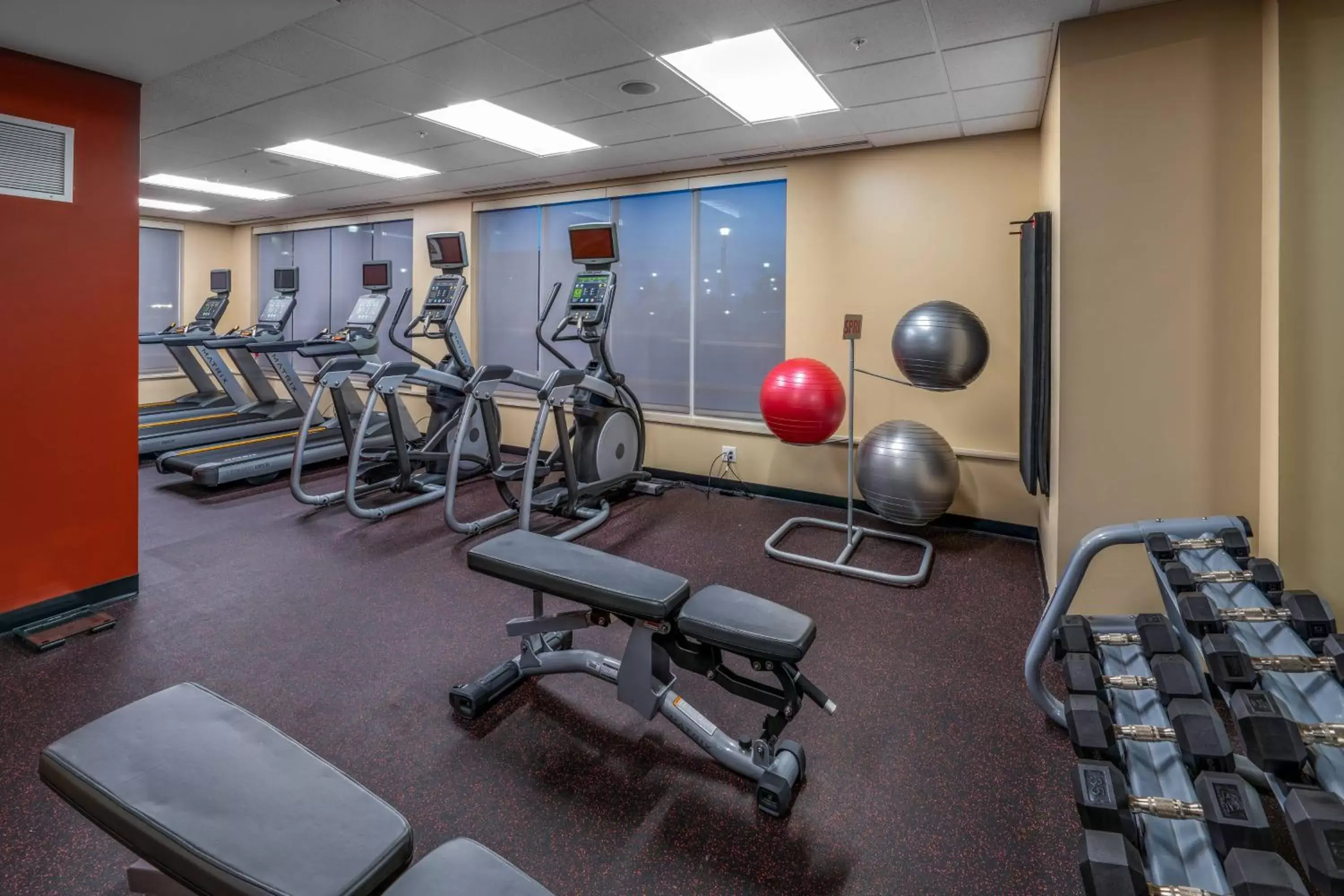 Fitness centre/facilities, Fitness Center/Facilities in TownePlace Suites by Marriott Milwaukee Oak Creek