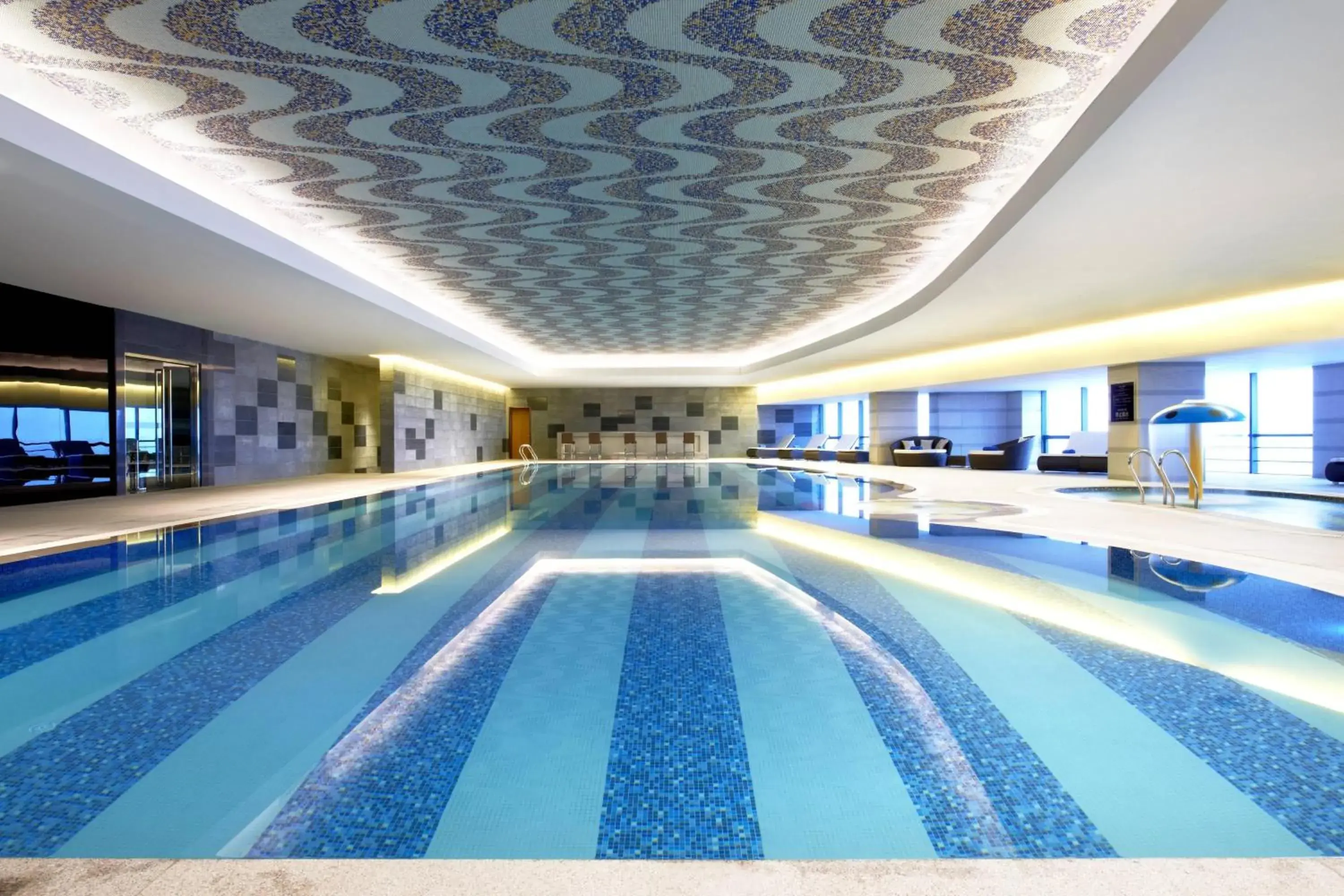 Swimming Pool in Four Points by Sheraton Qingdao, West Coast