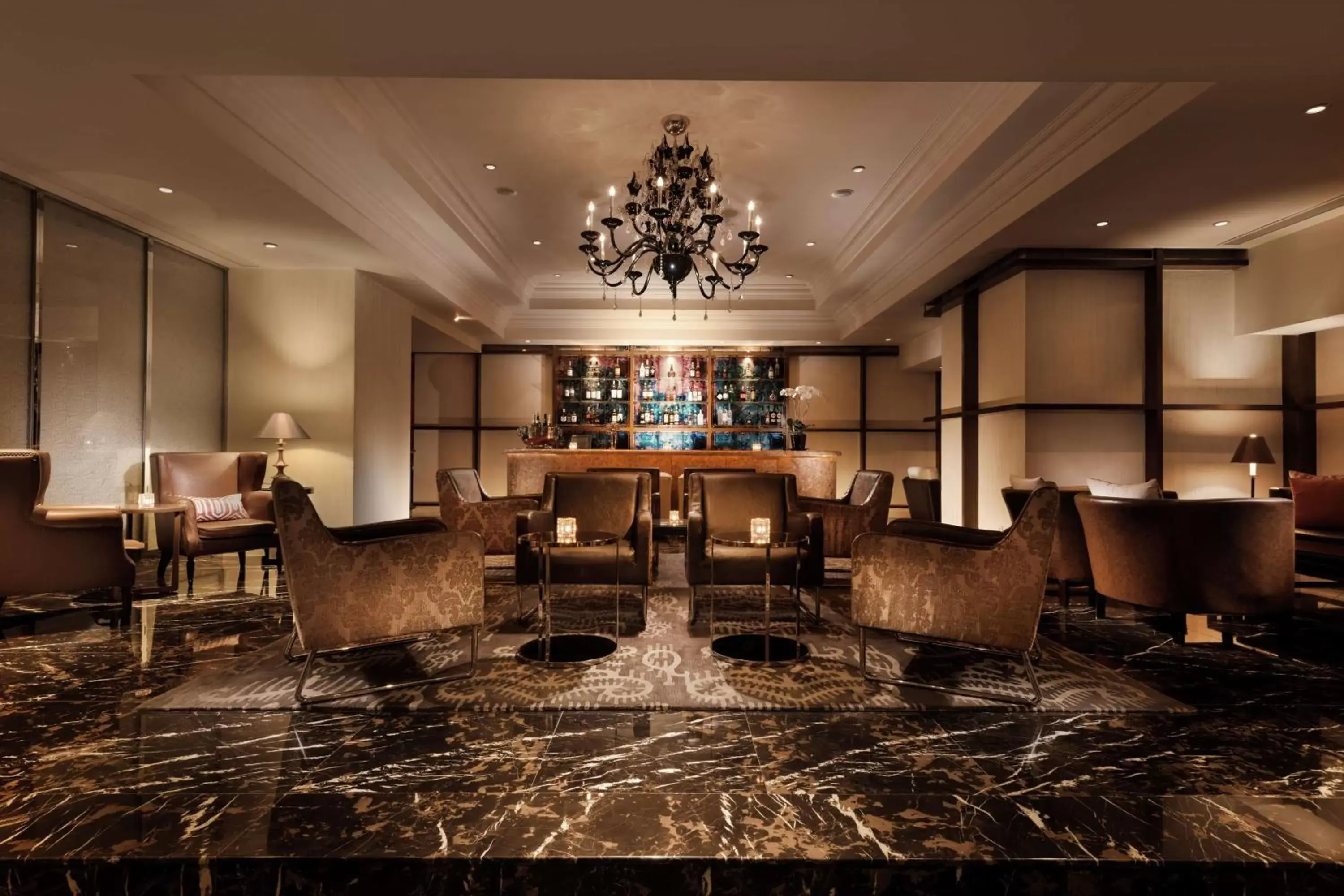 Lounge or bar in Hilton Beijing Hotel