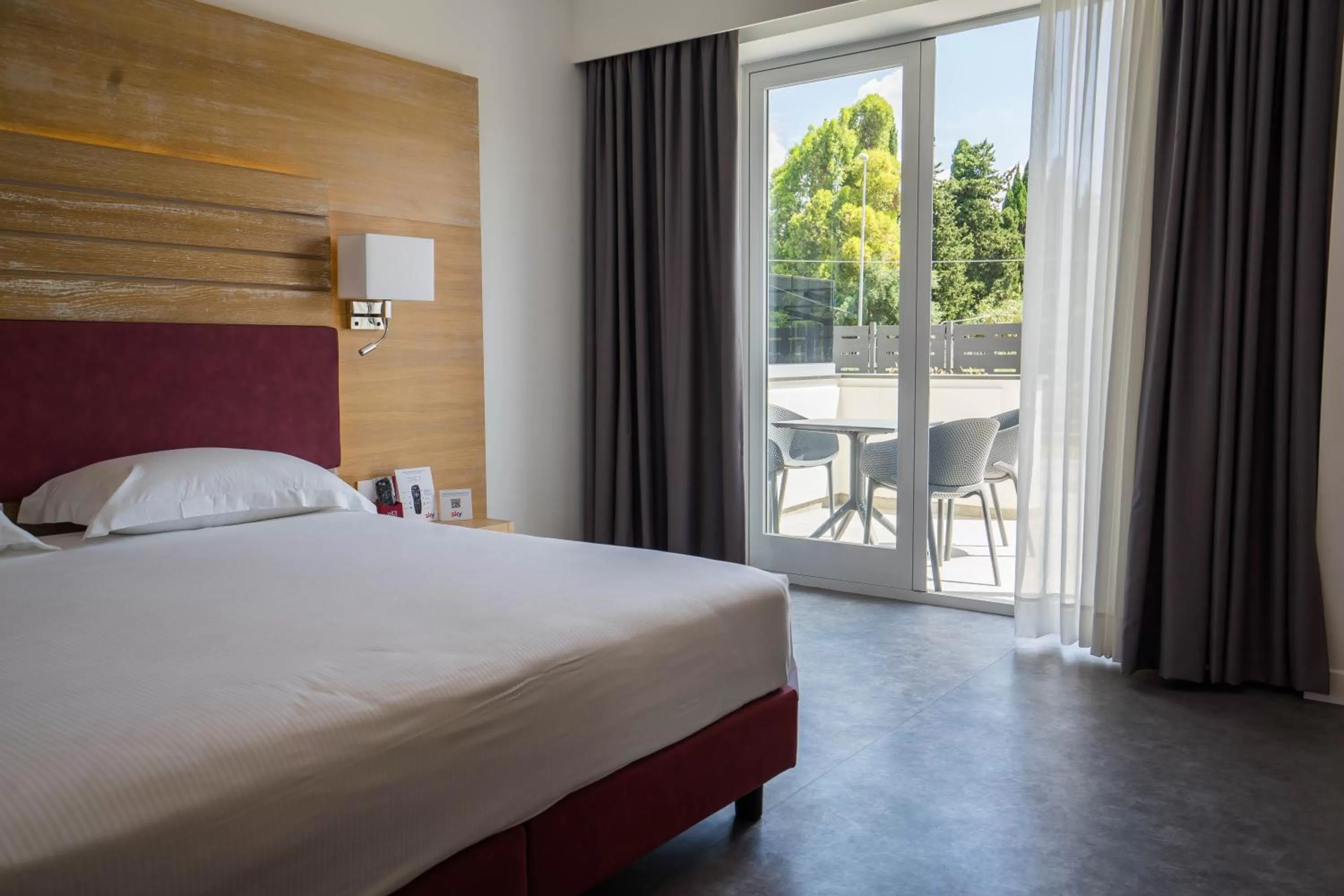 Bedroom, Bed in PM Hotel