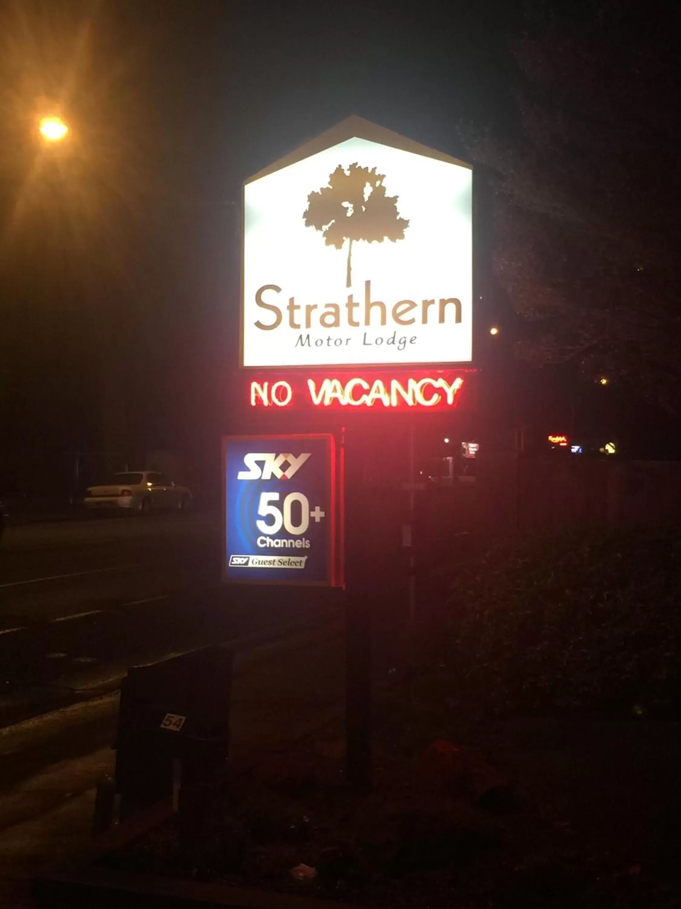 Facade/entrance in Strathern Motor Lodge Facade/entrance in Strathern Motor Lodge