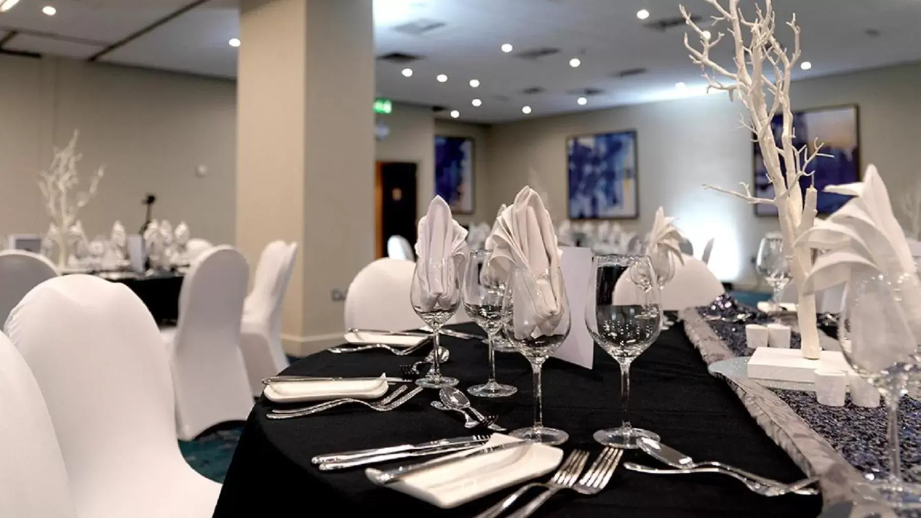 Banquet/Function facilities, Restaurant/Places to Eat in Crowne Plaza Stratford-upon-Avon, an IHG Hotel