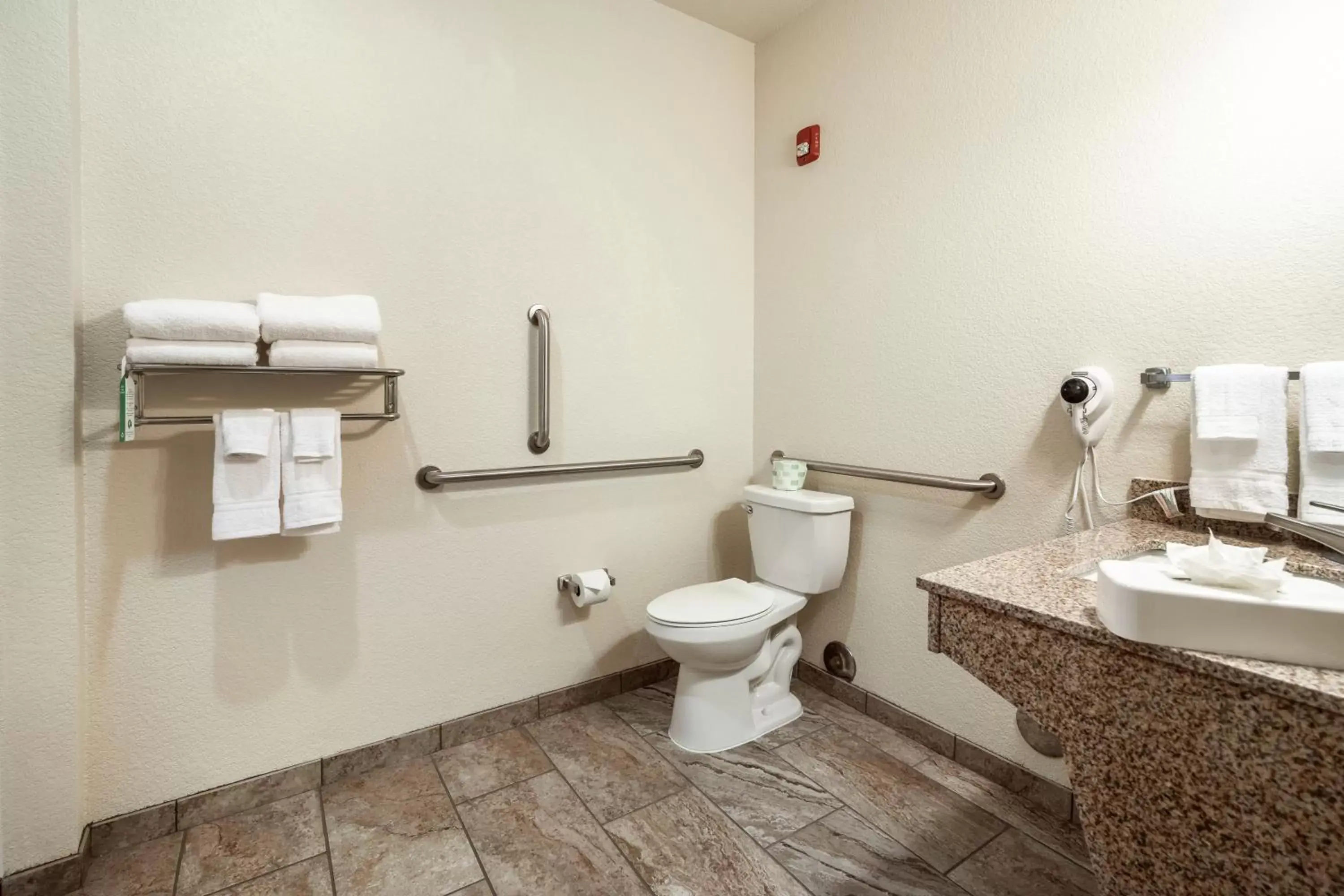 Bathroom in Cobblestone Inn & Suites - Kermit