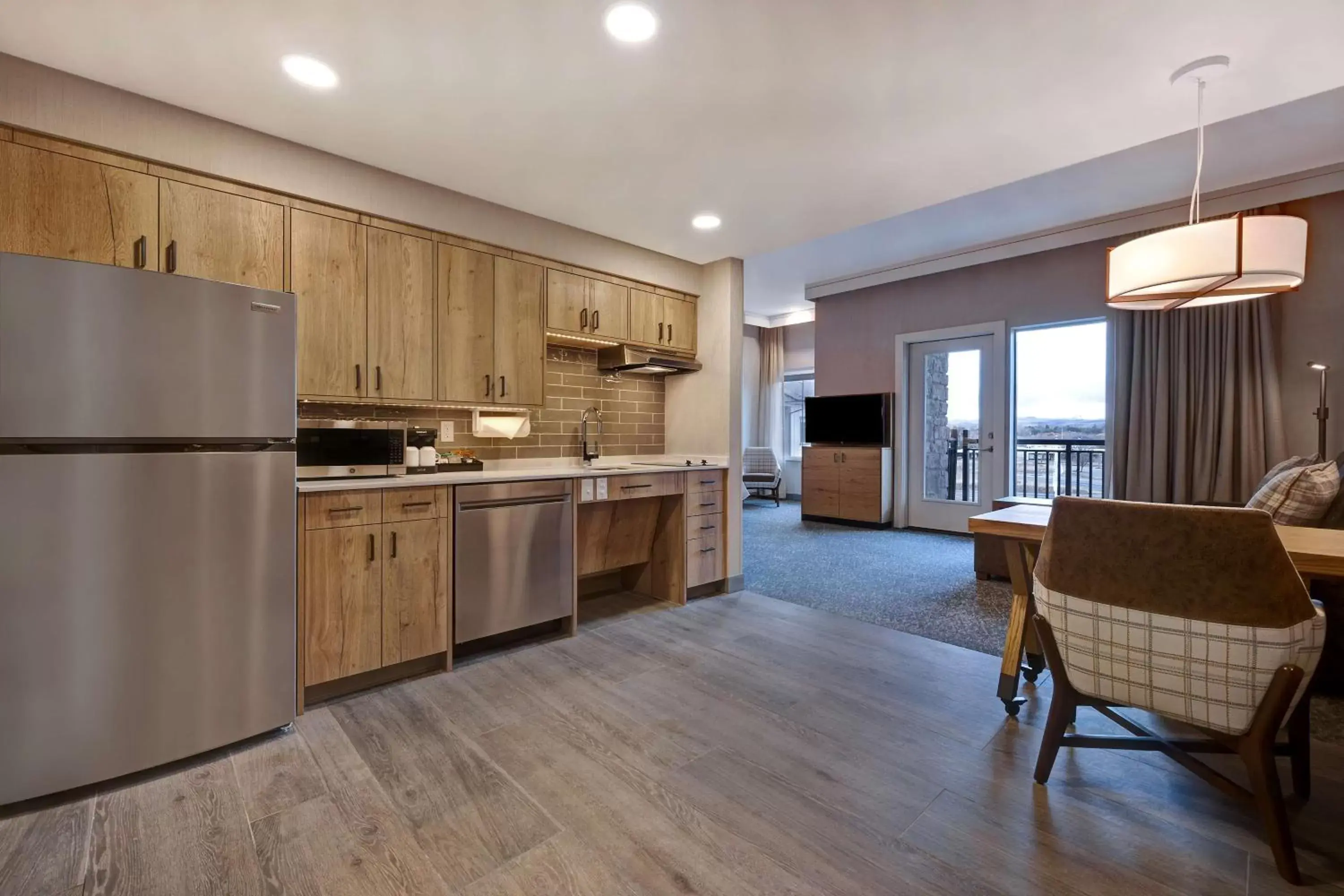 Kitchen or kitchenette, Kitchen/Kitchenette in Homewood Suites By Hilton Eagle Boise, Id