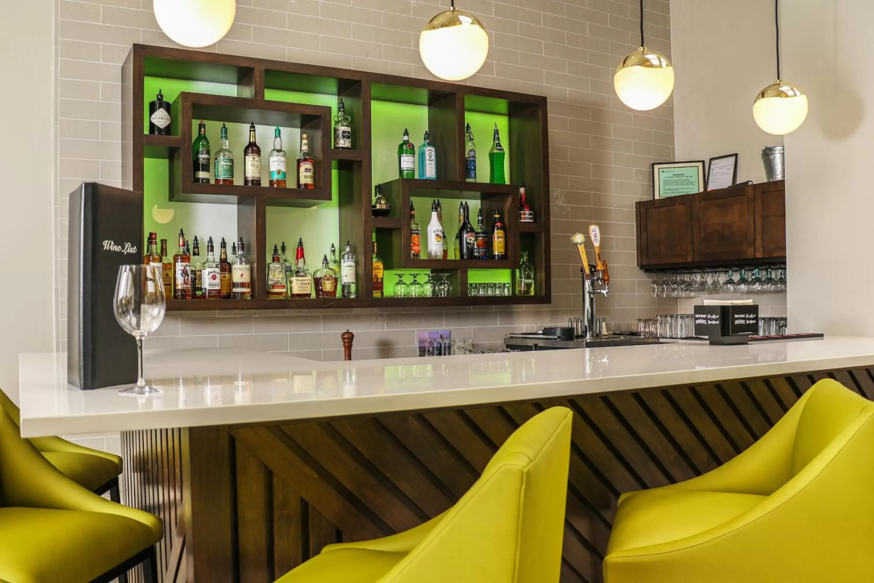 Lounge or bar, Lounge/Bar in Holiday Inn - Clarkston - Lewiston, an IHG Hotel