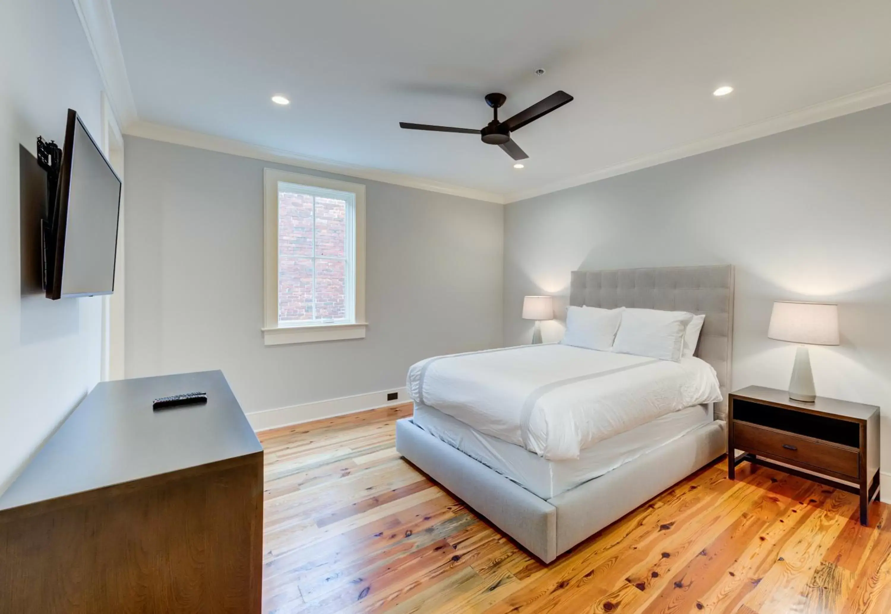 Bed in The Quarters on King Bed in The Quarters on King