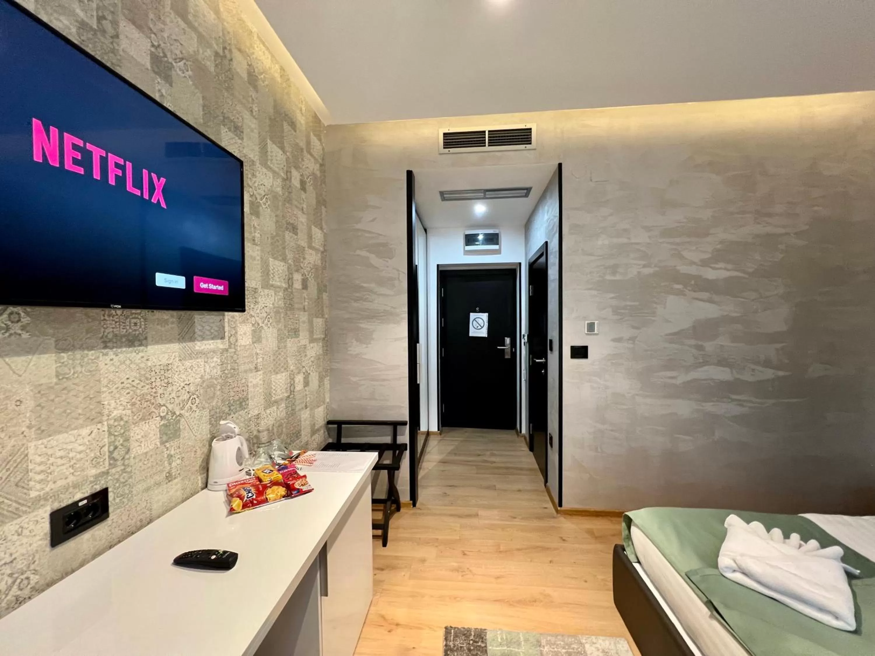 TV and multimedia in Capital Hotel Garni