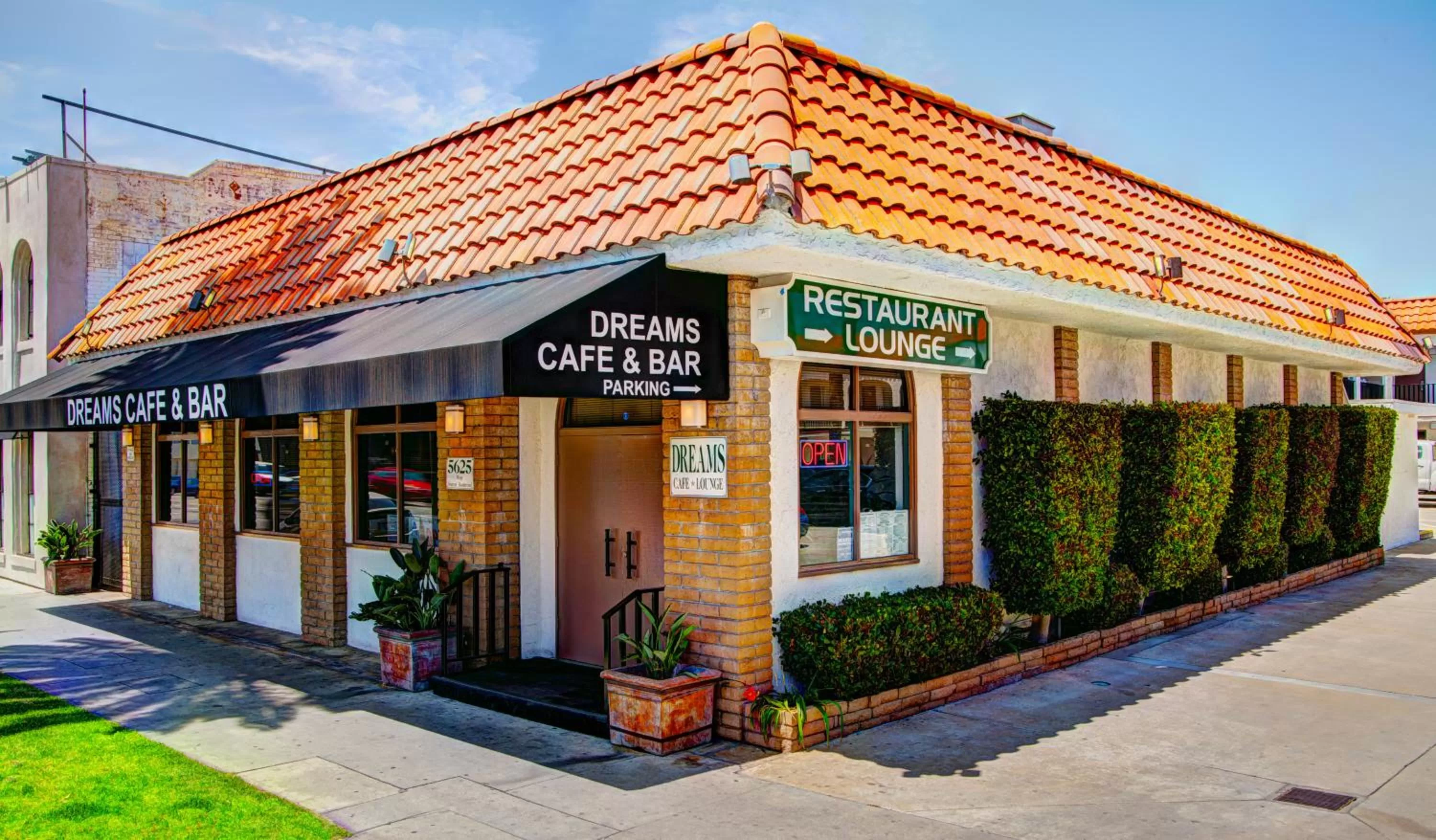 Restaurant/places to eat in Dunes Inn - Sunset