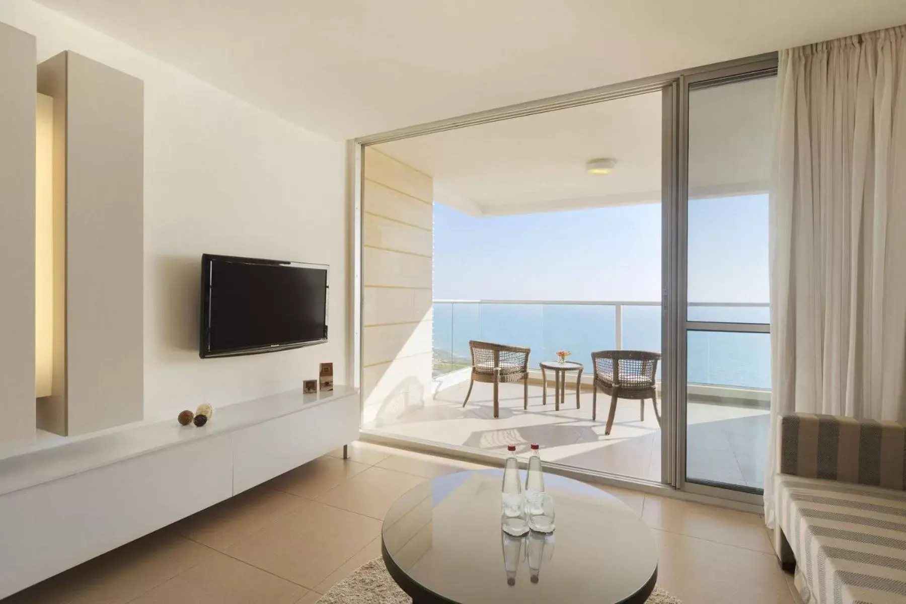 Balcony/Terrace in Ramada Hotel & Suites by Wyndham Netanya