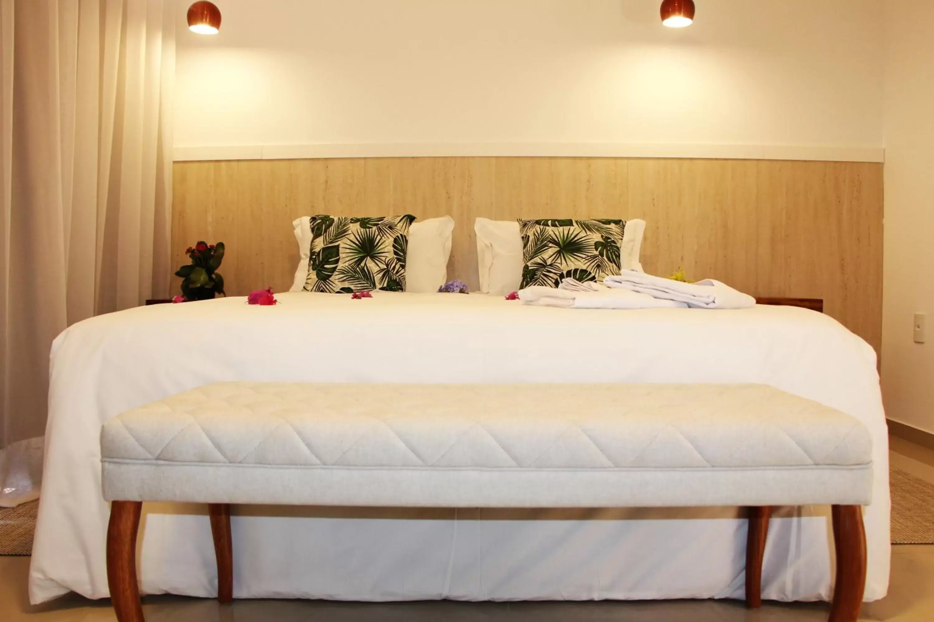 Bed in Ilha Branca Exclusive Hotel