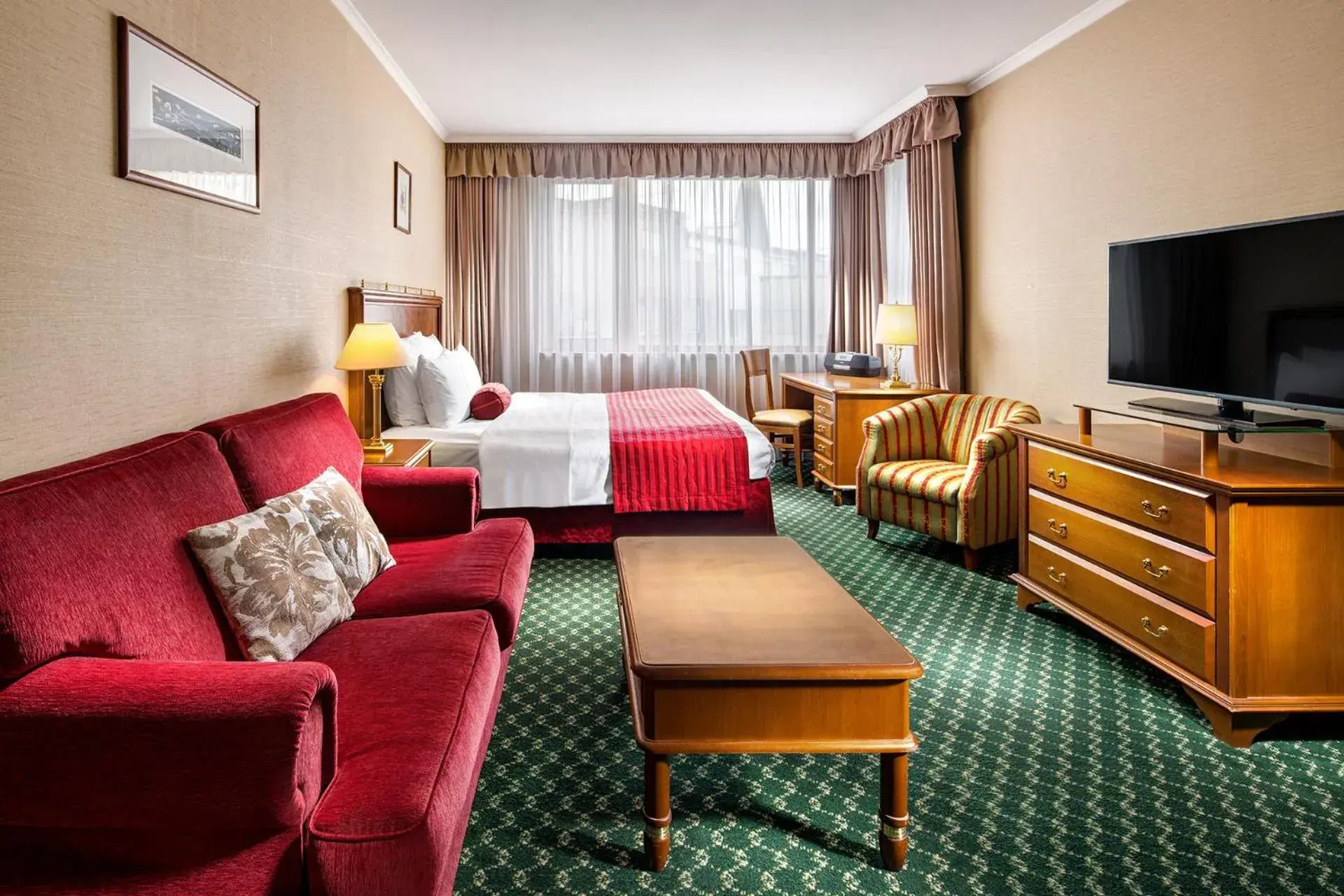 Bedroom, Seating Area in Mamaison Residence Downtown Prague