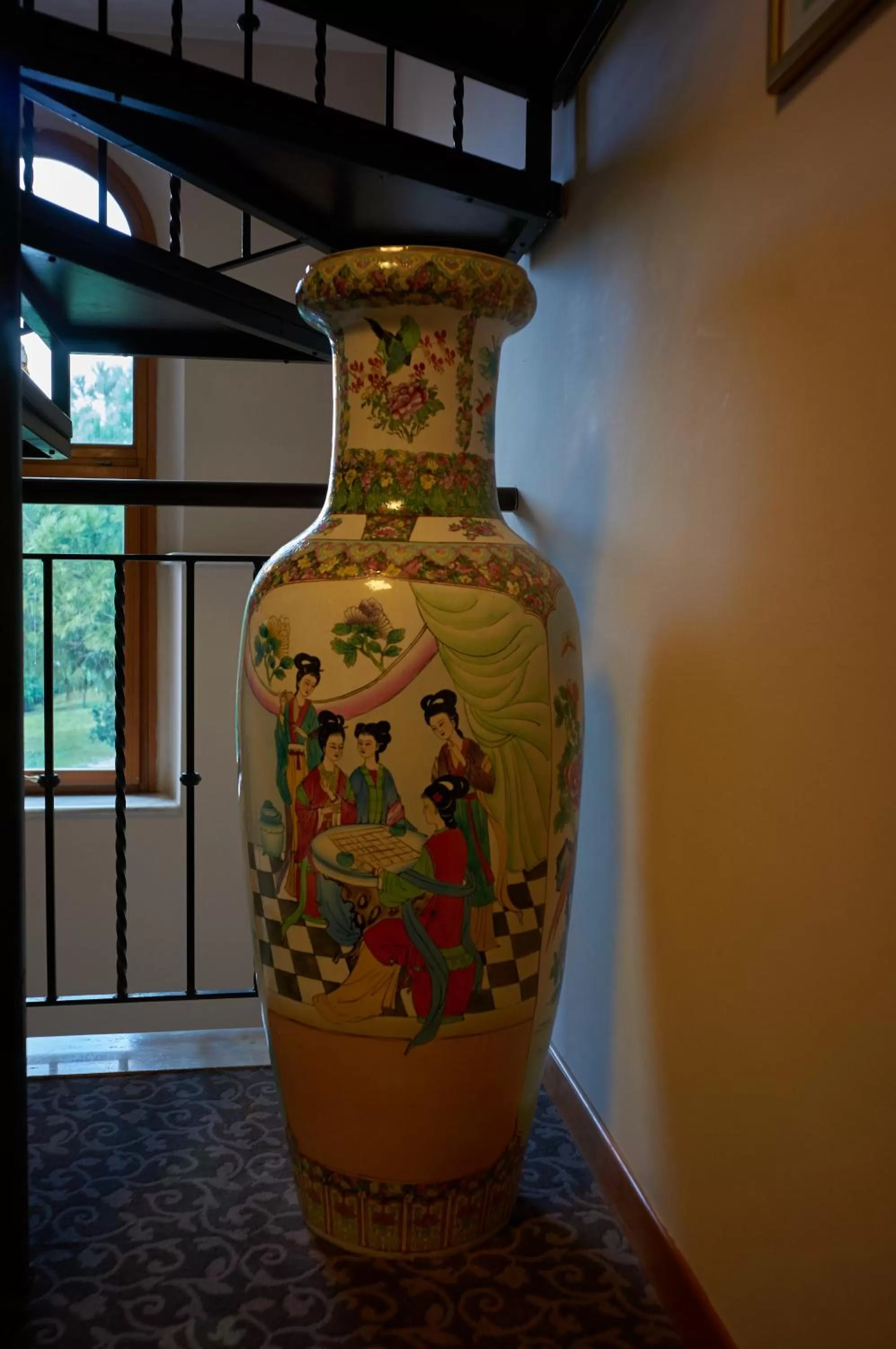 Decorative detail in Hotel Arco Di Travertino