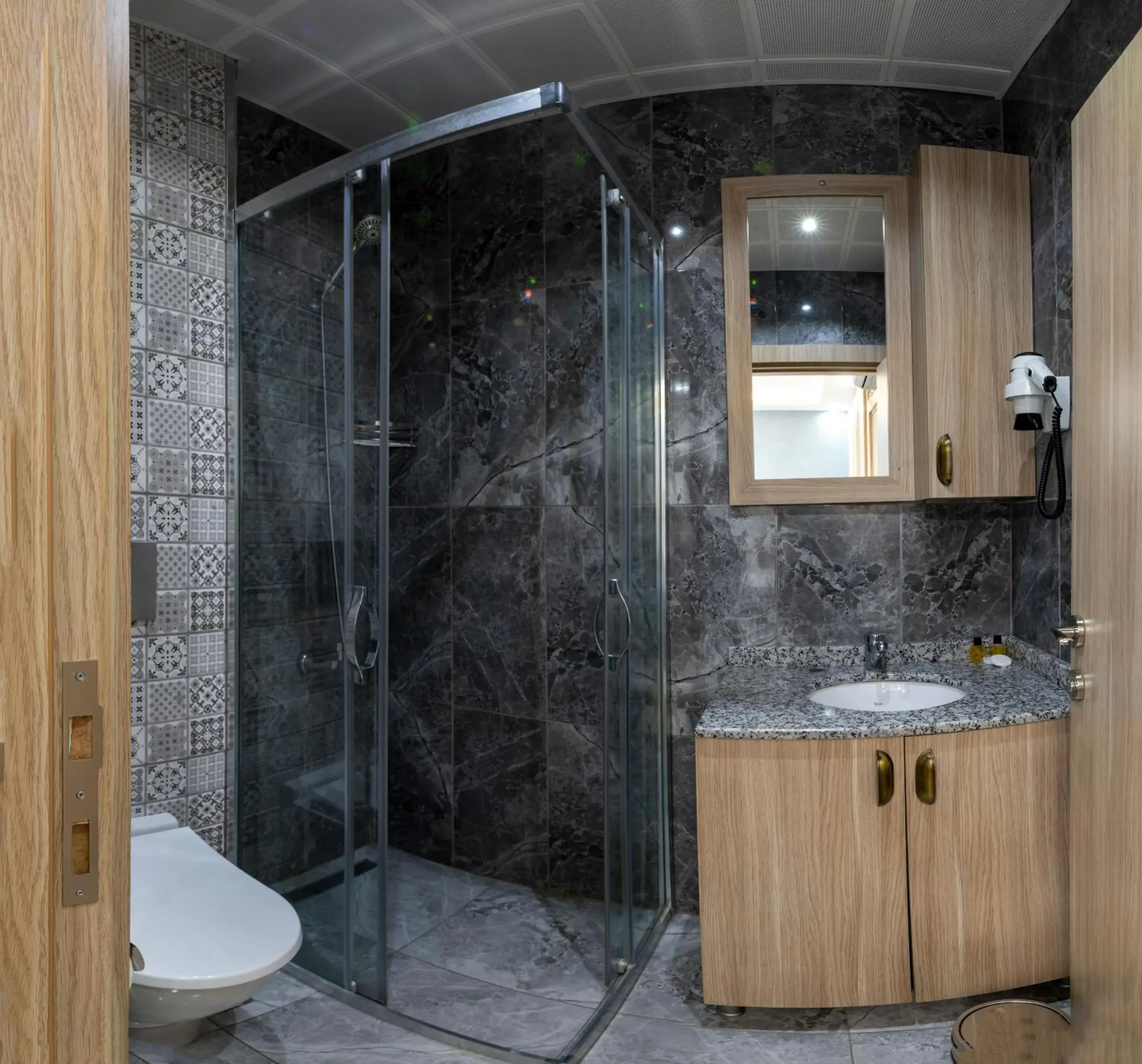 Massage, Bathroom in Hotel Yesilpark