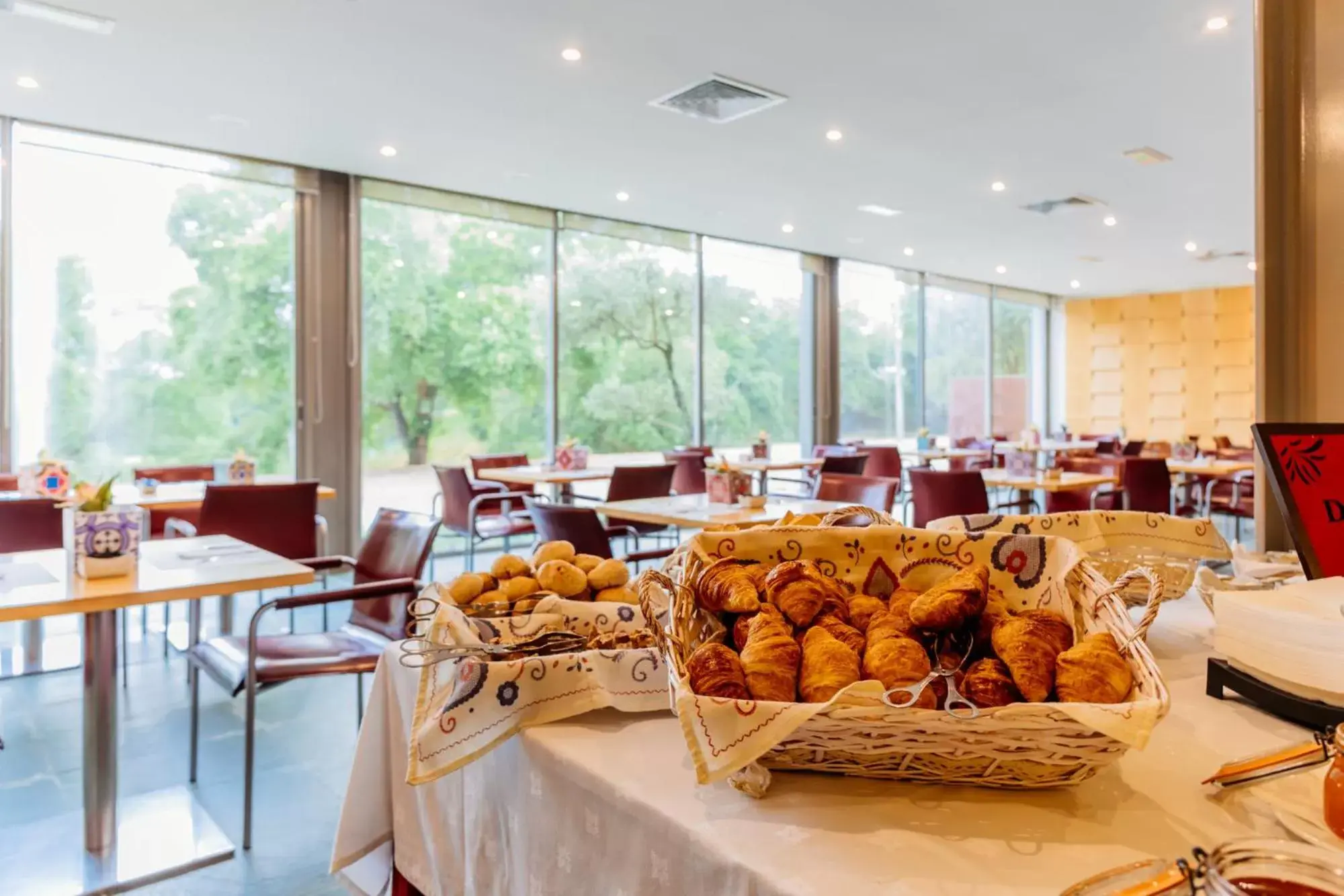 Buffet breakfast in Axis Ponte de Lima Golf Resort Hotel