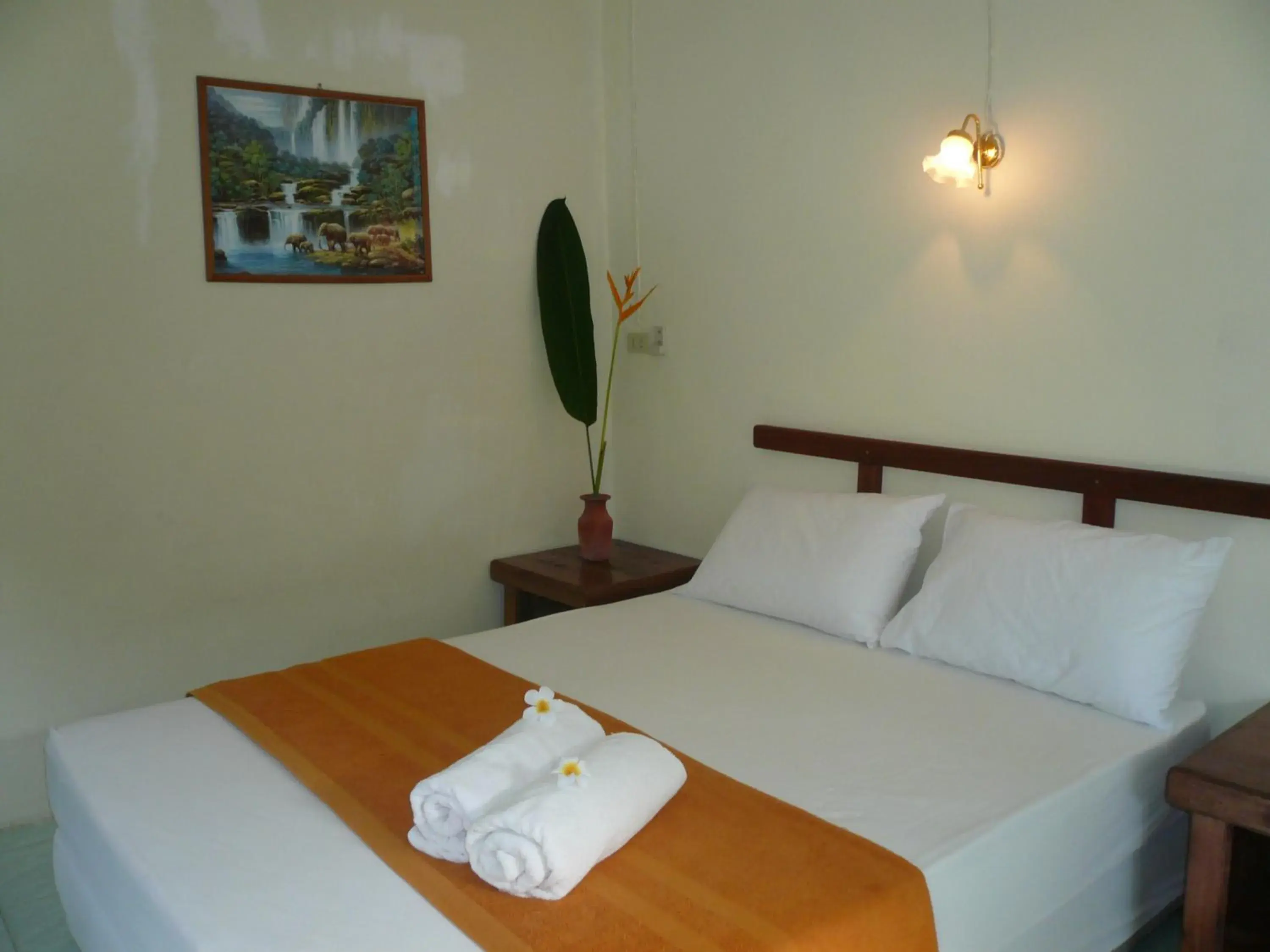 Bedroom, Bed in Baan Lamai Resort